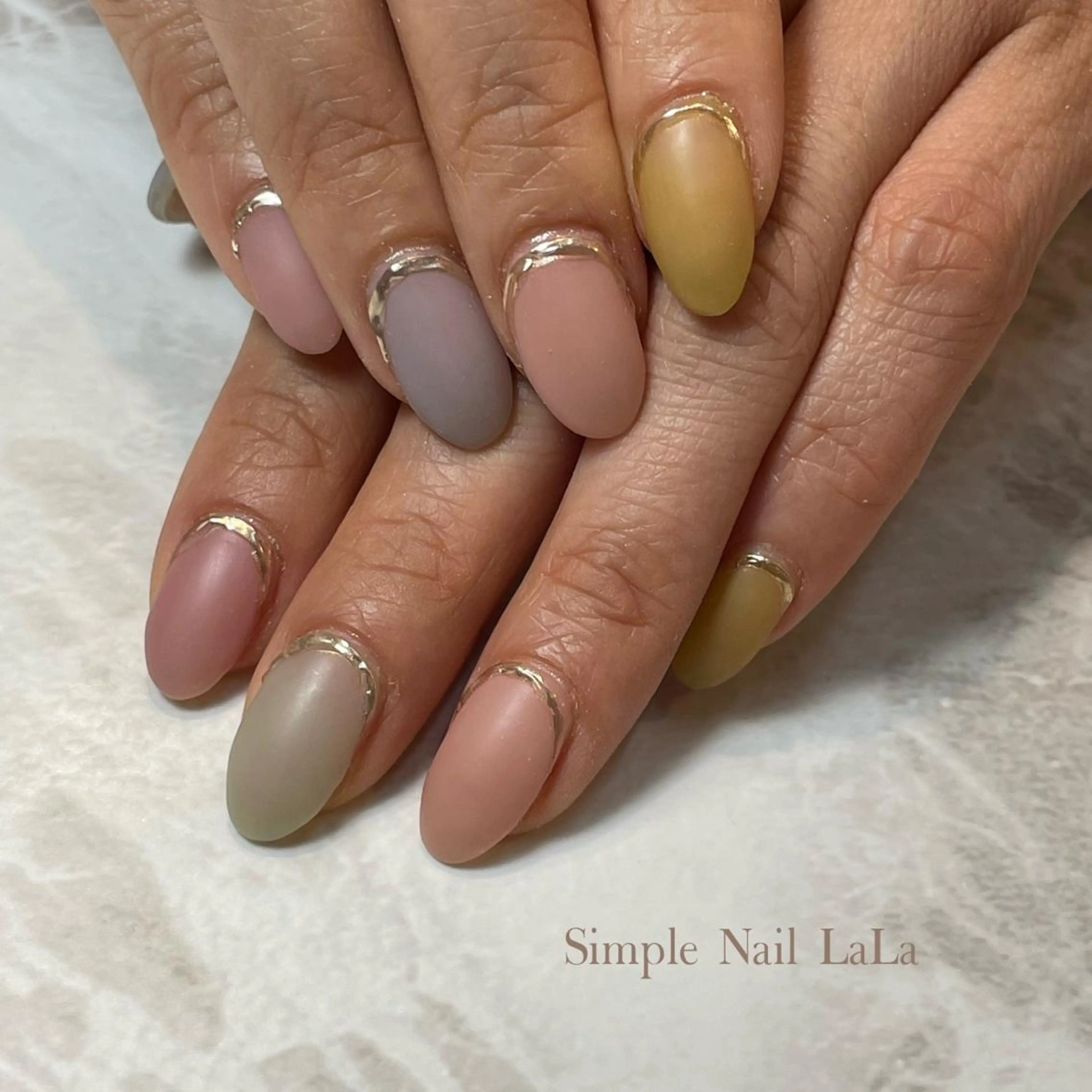 ネイル lala nail所属・inokuchi saoriのネイルデザイン