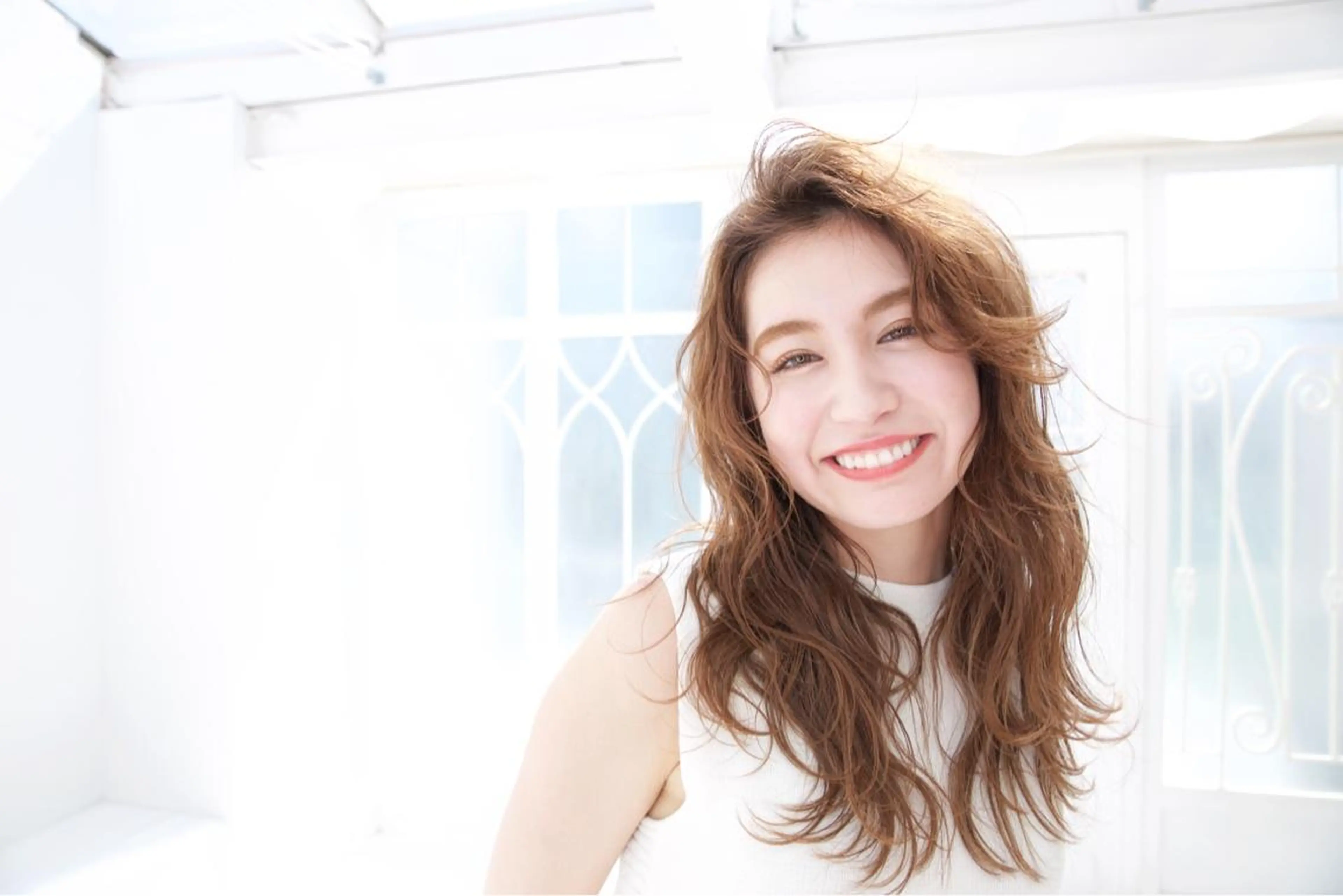 セミロング カラー ○HITOMI ○のヘアスタイル