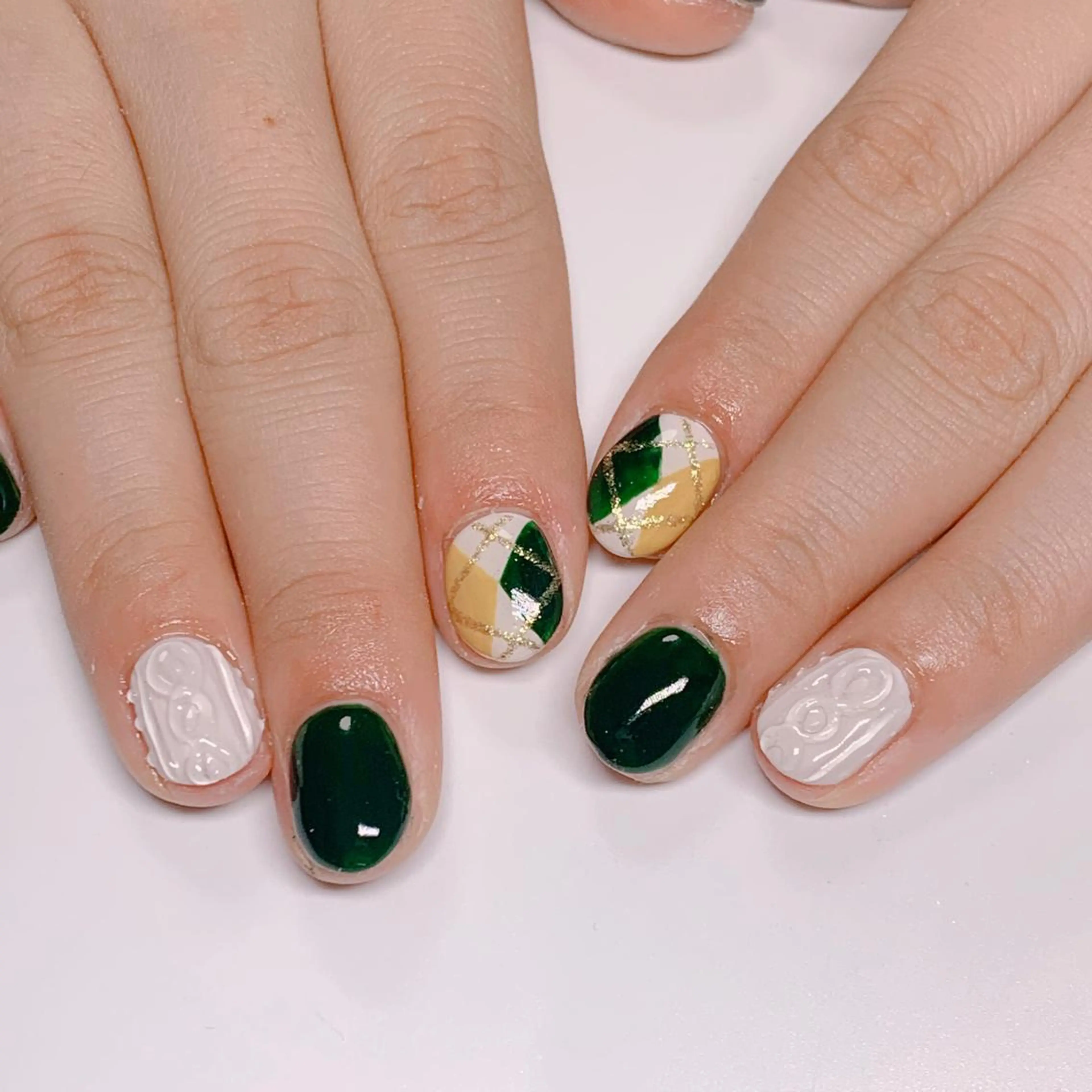 ネイル 【カメレオン】 上村 祥子のヘアスタイル