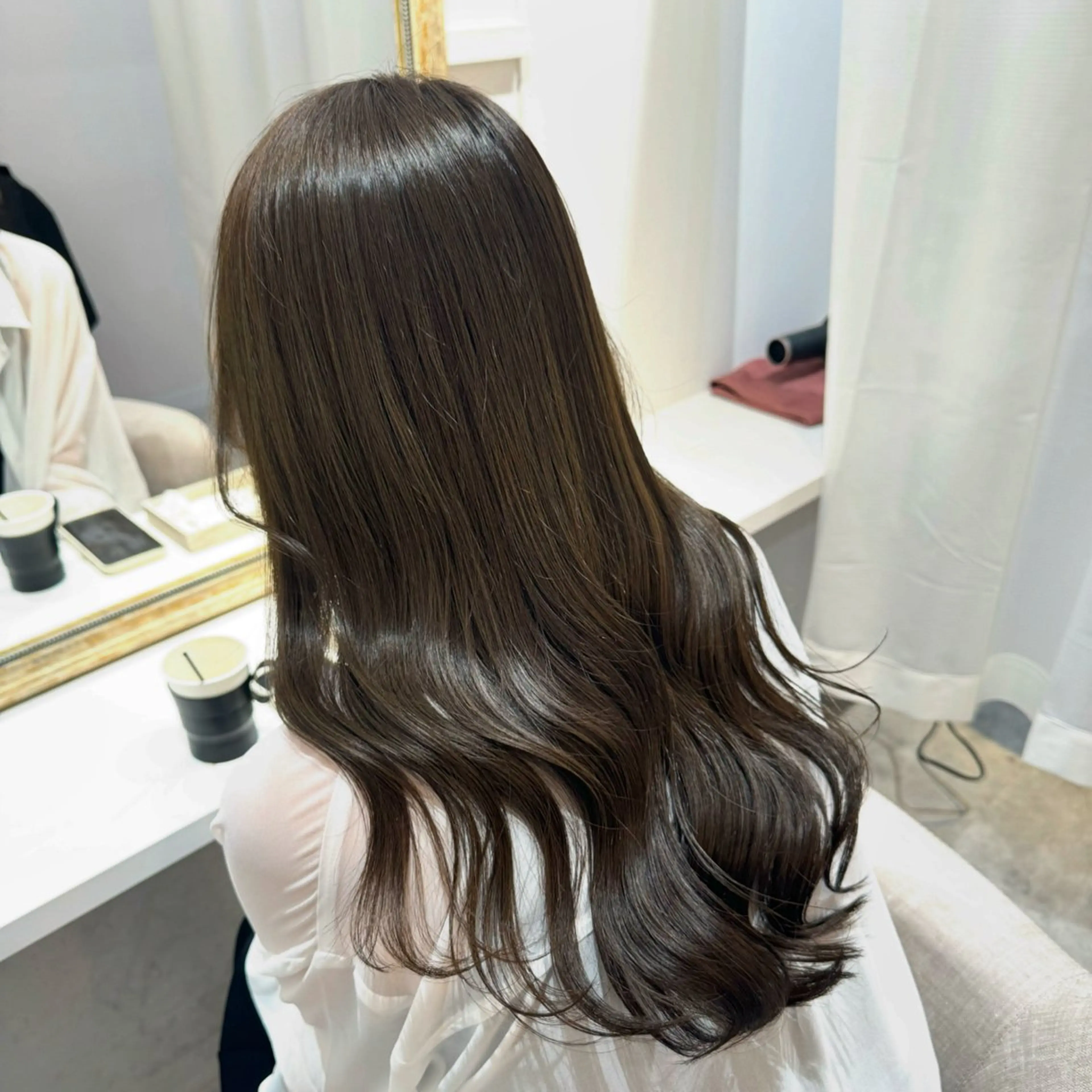 ロング カラー 赤み無し柔らかカラー 【梅田】madokaのヘアスタイル