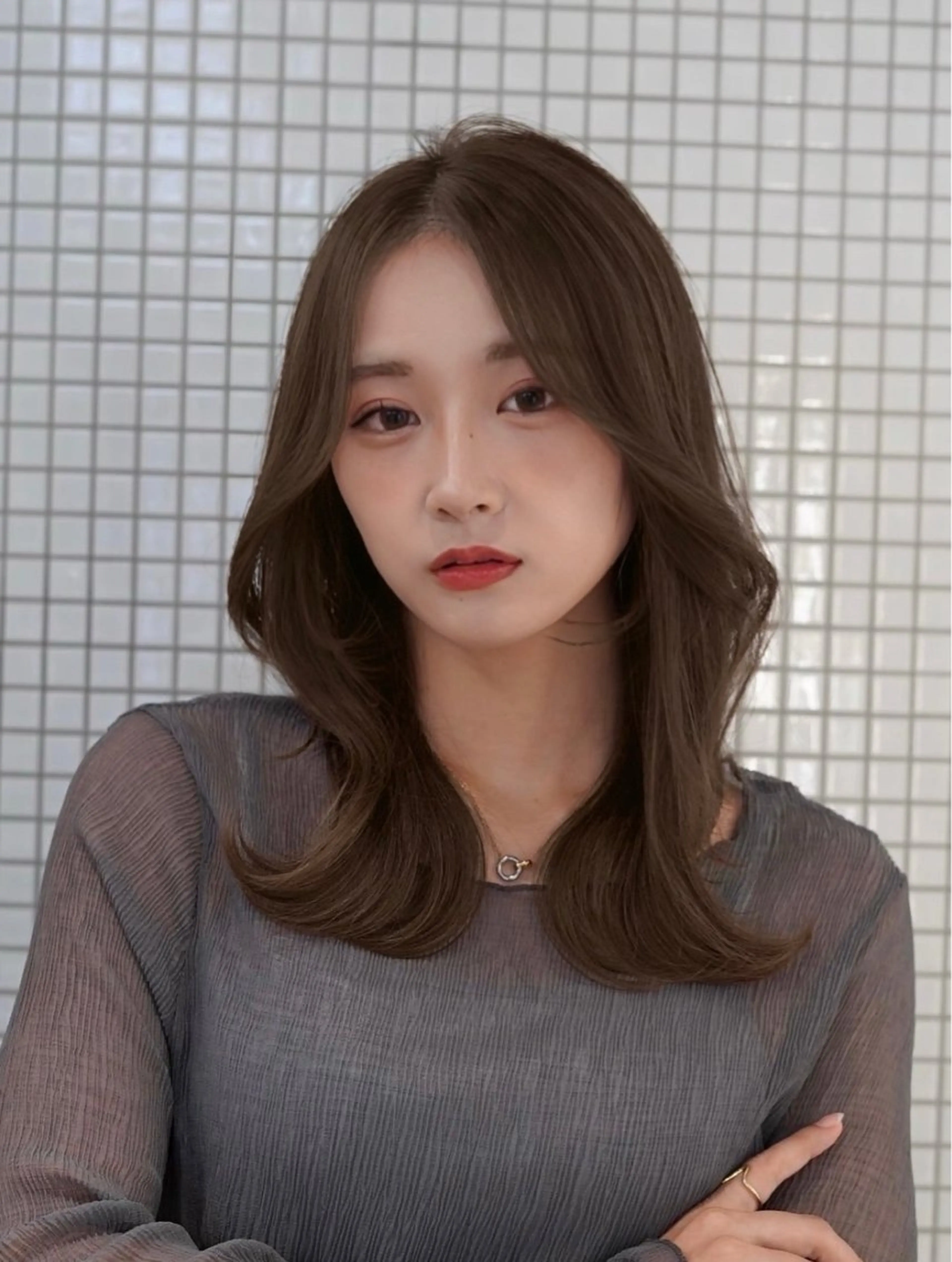 ミディアム Aura所属・丸山 心 / 艶カラーのヘアスタイル