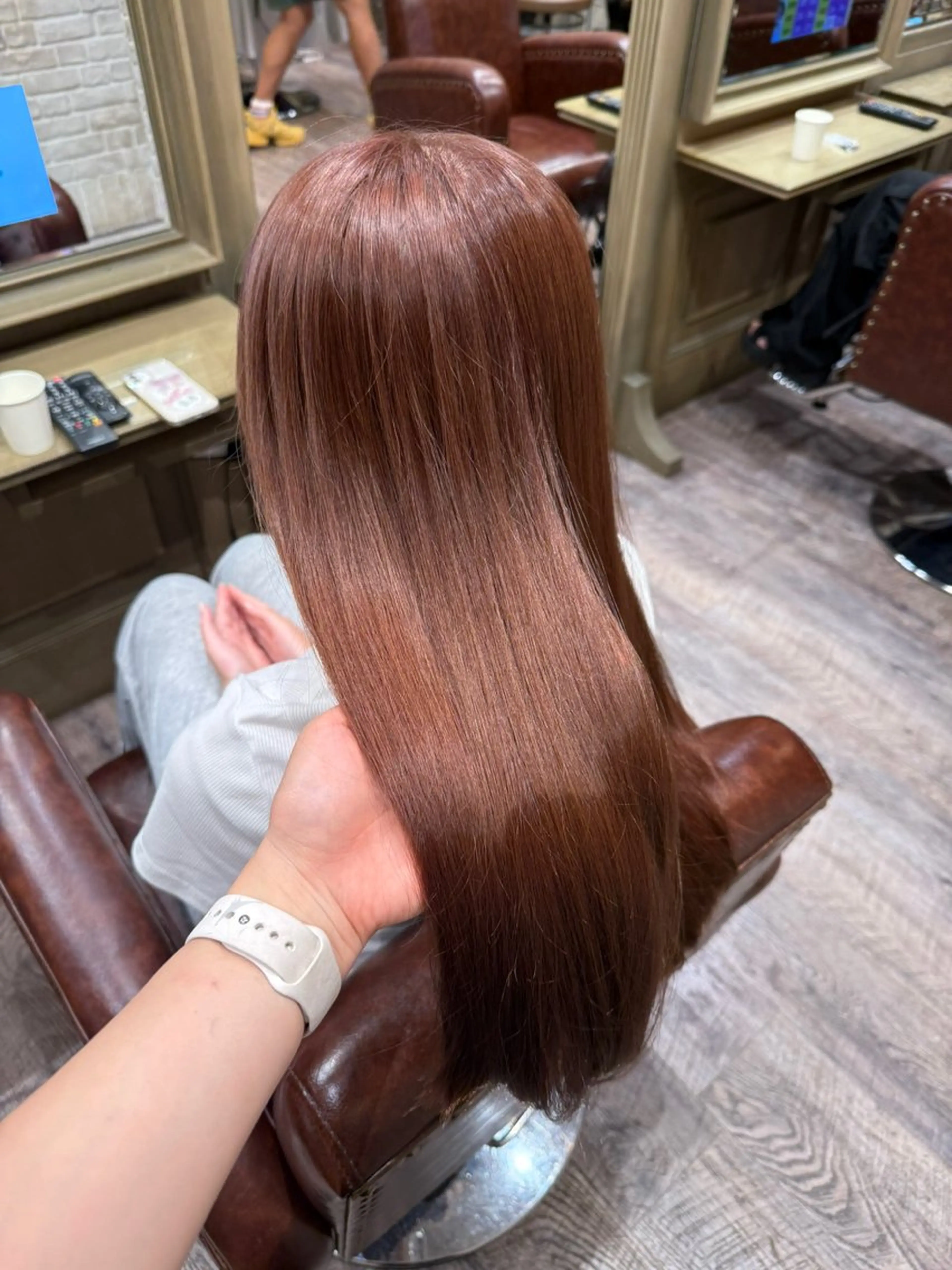 ロング カラー ベージュカラー ブリーチ オレンジ オレンジベージュ ピンクカラー ヘアカラー elto四条烏丸 // ア オ リのヘアスタイル