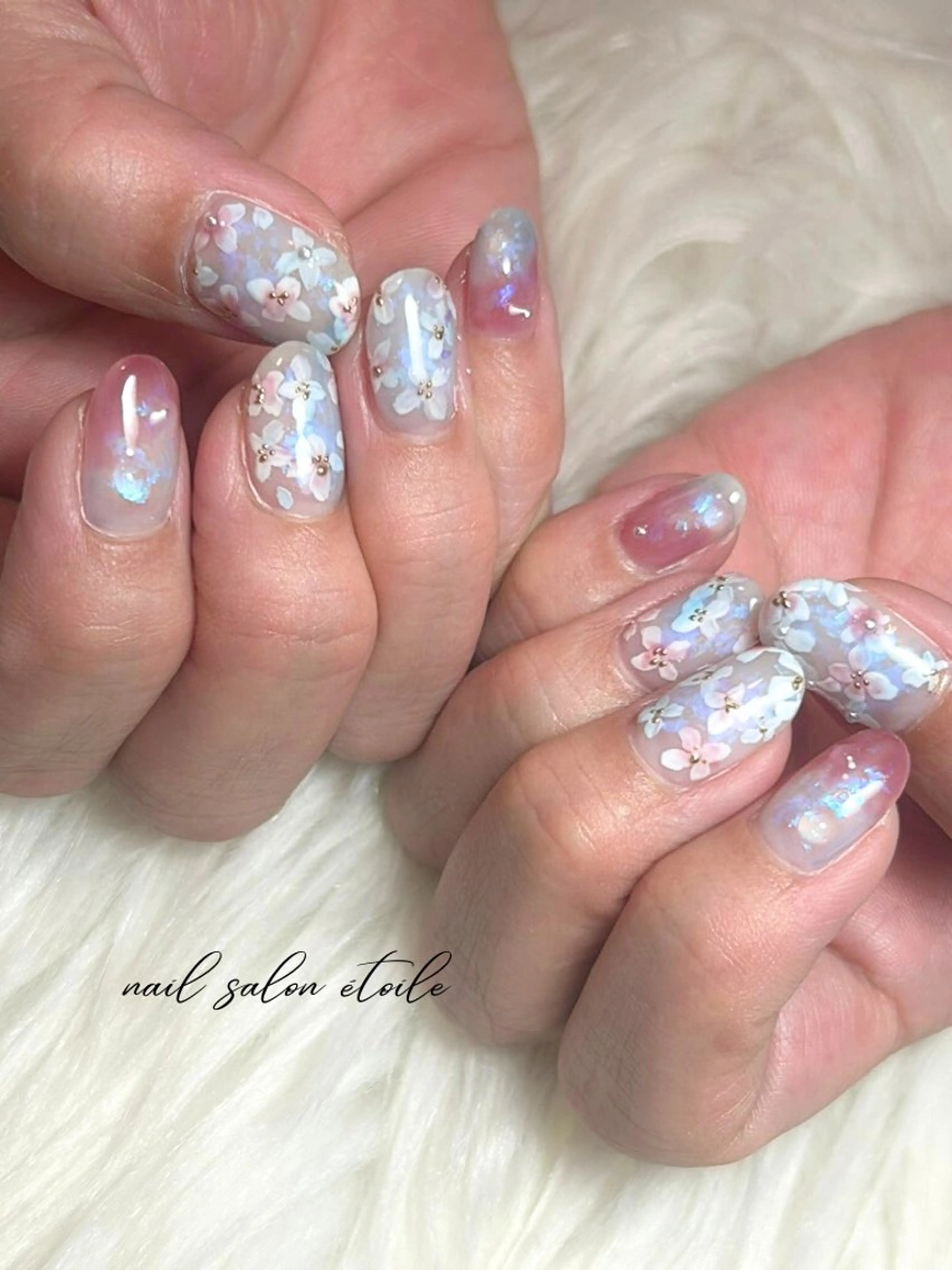 ネイル オーロラネイル フラワーネイル ニュアンスネイル ハンドネイル nail salon étoileのネイルデザイン