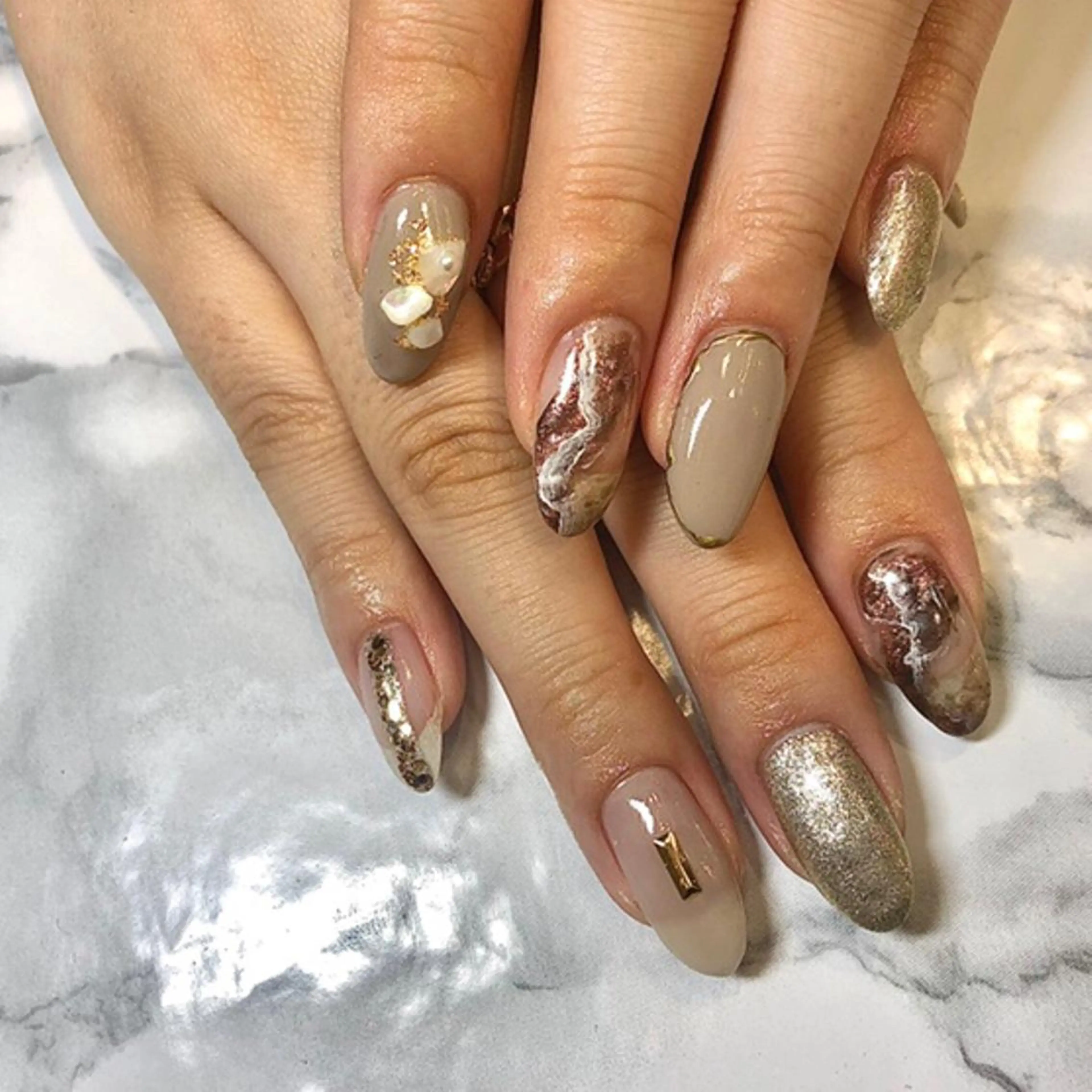 ネイル ニュアンスネイル L'ecrin所属・L'ecrin 田中のネイルデザイン