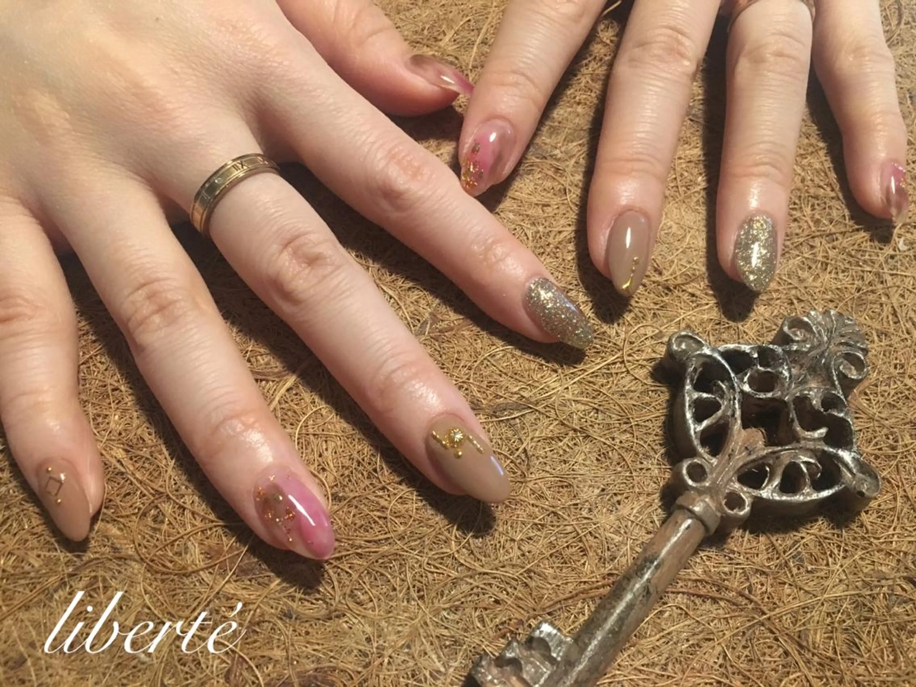 ネイル liberté (リベルテ)のネイルデザイン