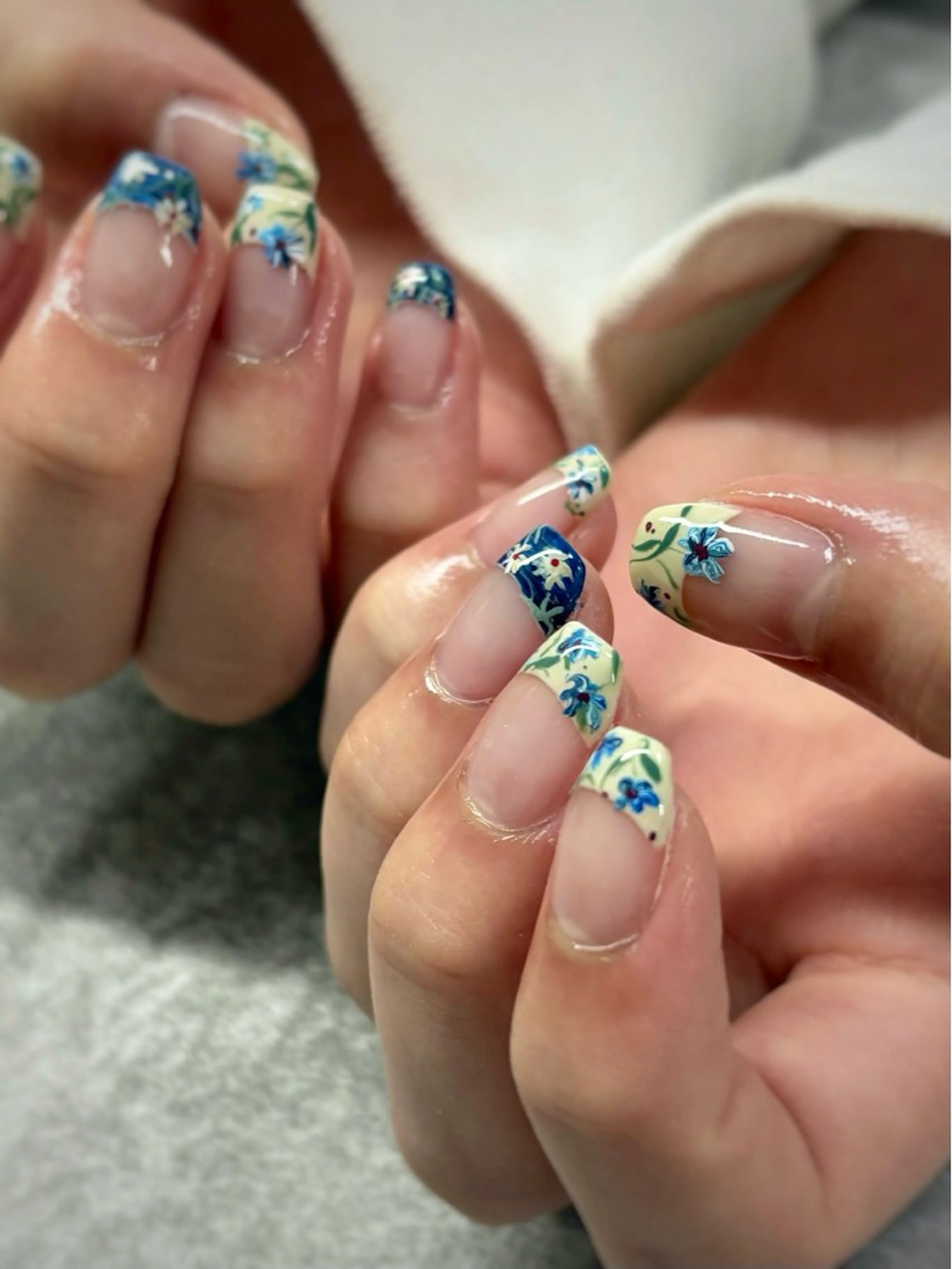 ネイル ハンドネイル FIORITURA Maikoのネイルデザイン