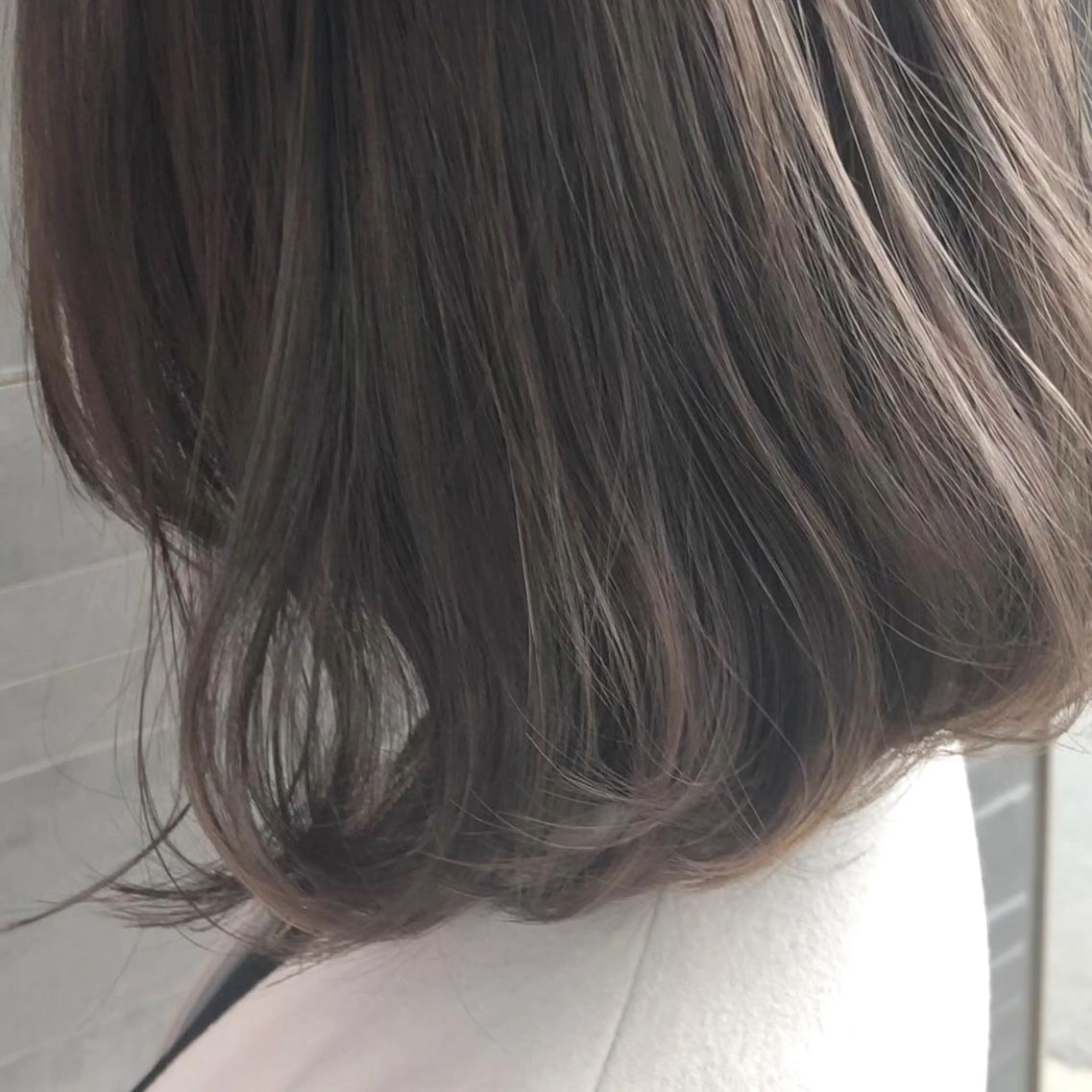 ミディアム カラー アッシュ ハイライトカラー ハイライト 【艶髪×韓国風】 毛流れ職人 RYOのヘアスタイル