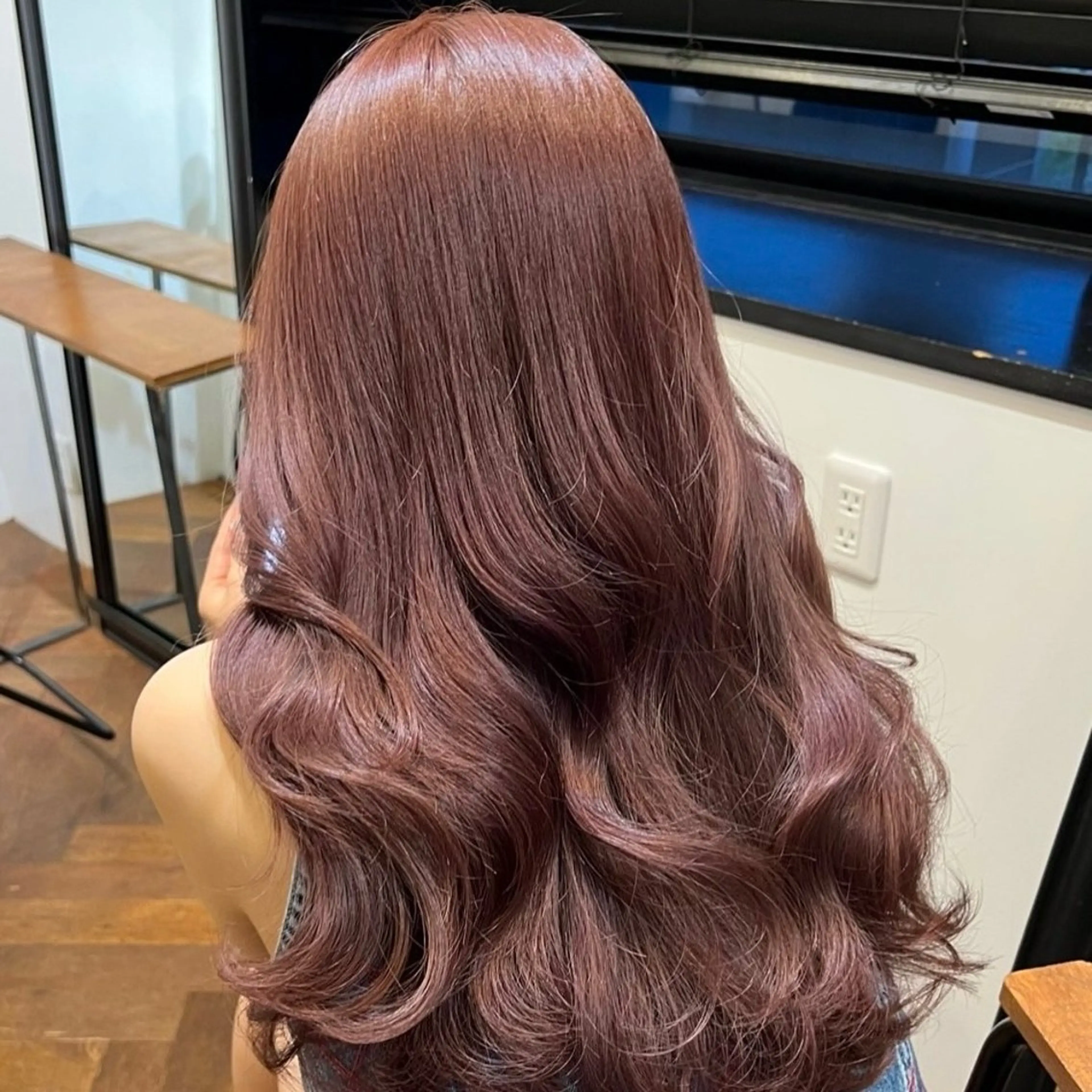 カラー DATE 31(みぃ)のヘアスタイル