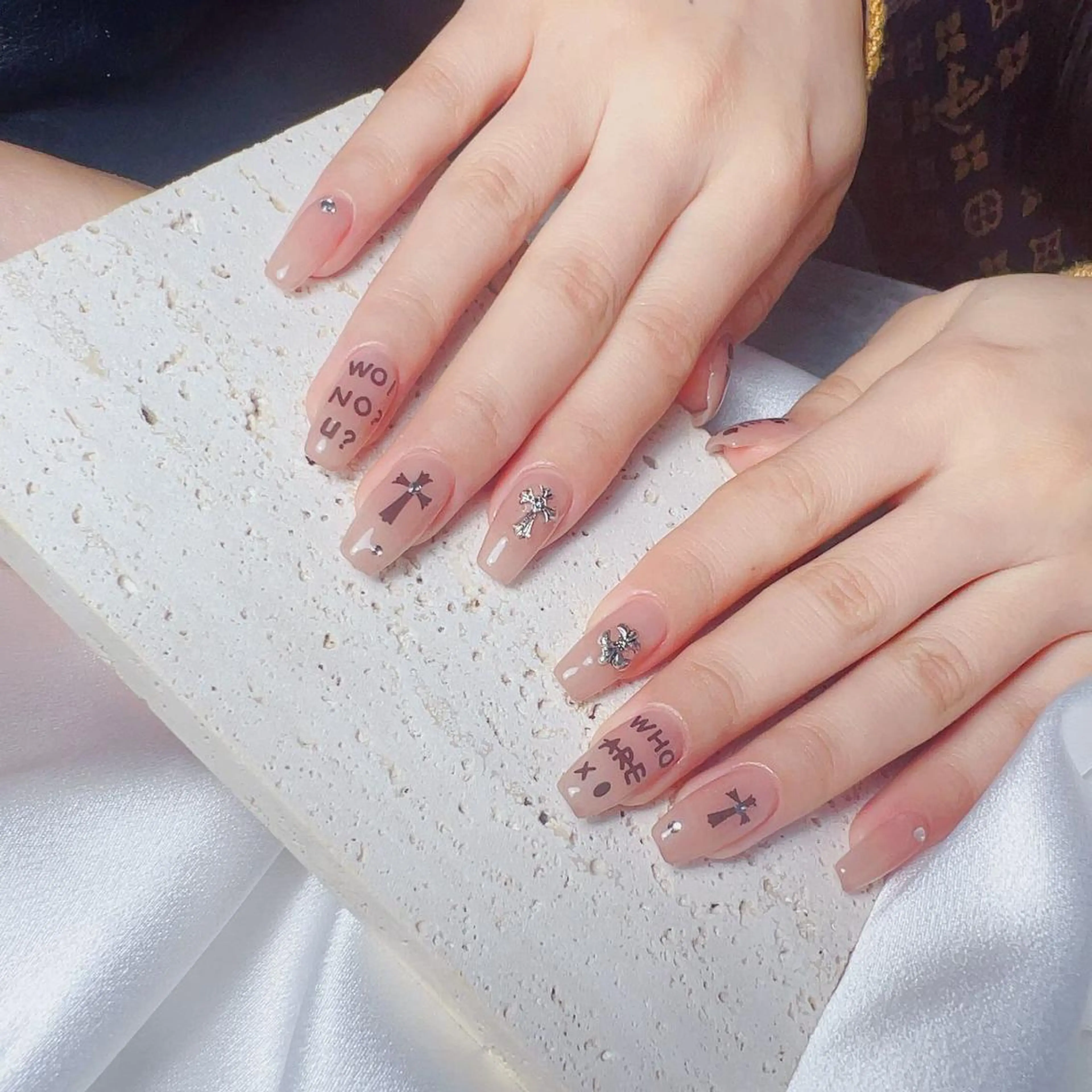 ミディアム めぐみのネイルサロン 惠のネイルデザイン