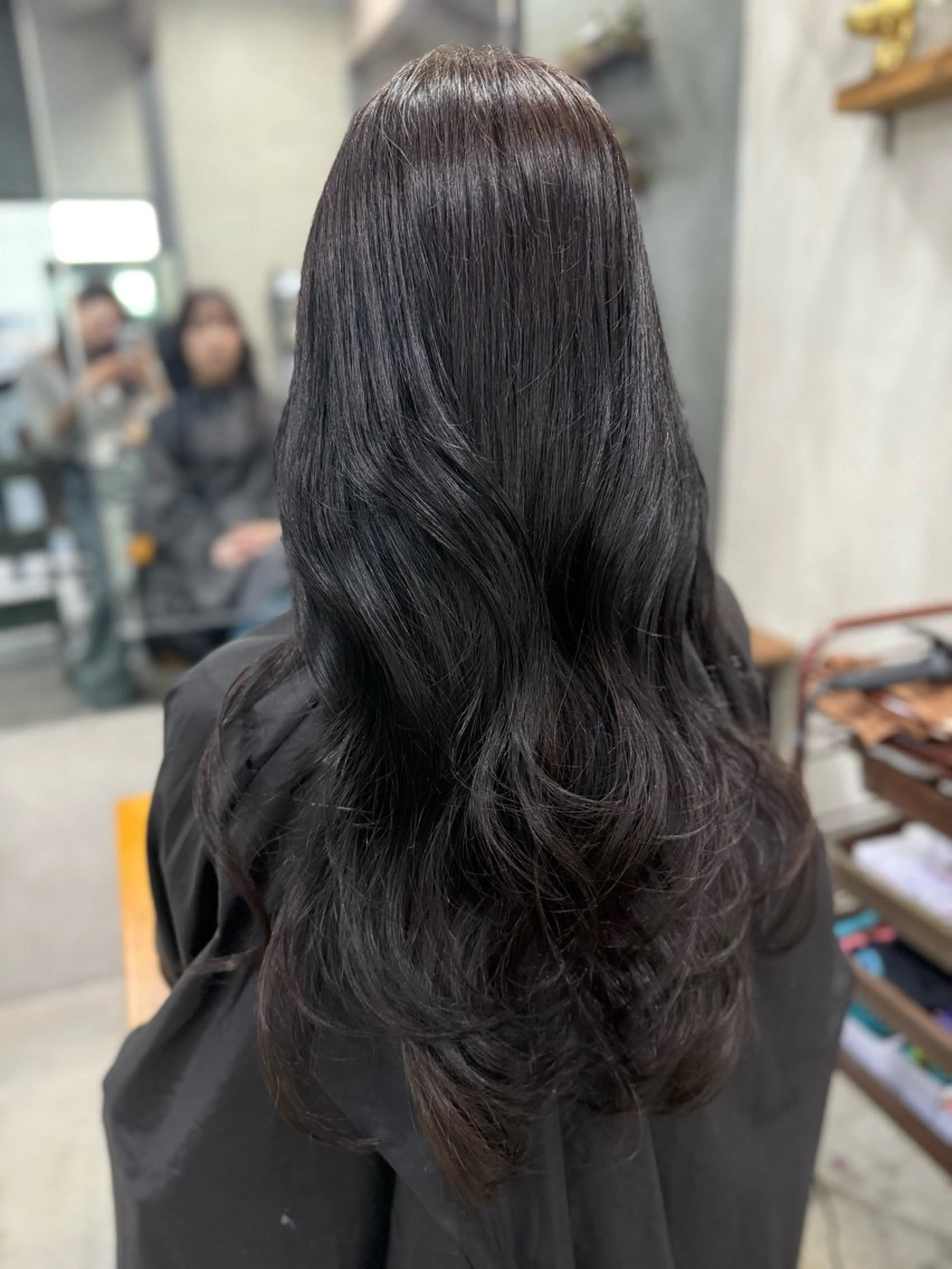 ロング カラー レイヤーカット AIRI layer cut hairのヘアスタイル