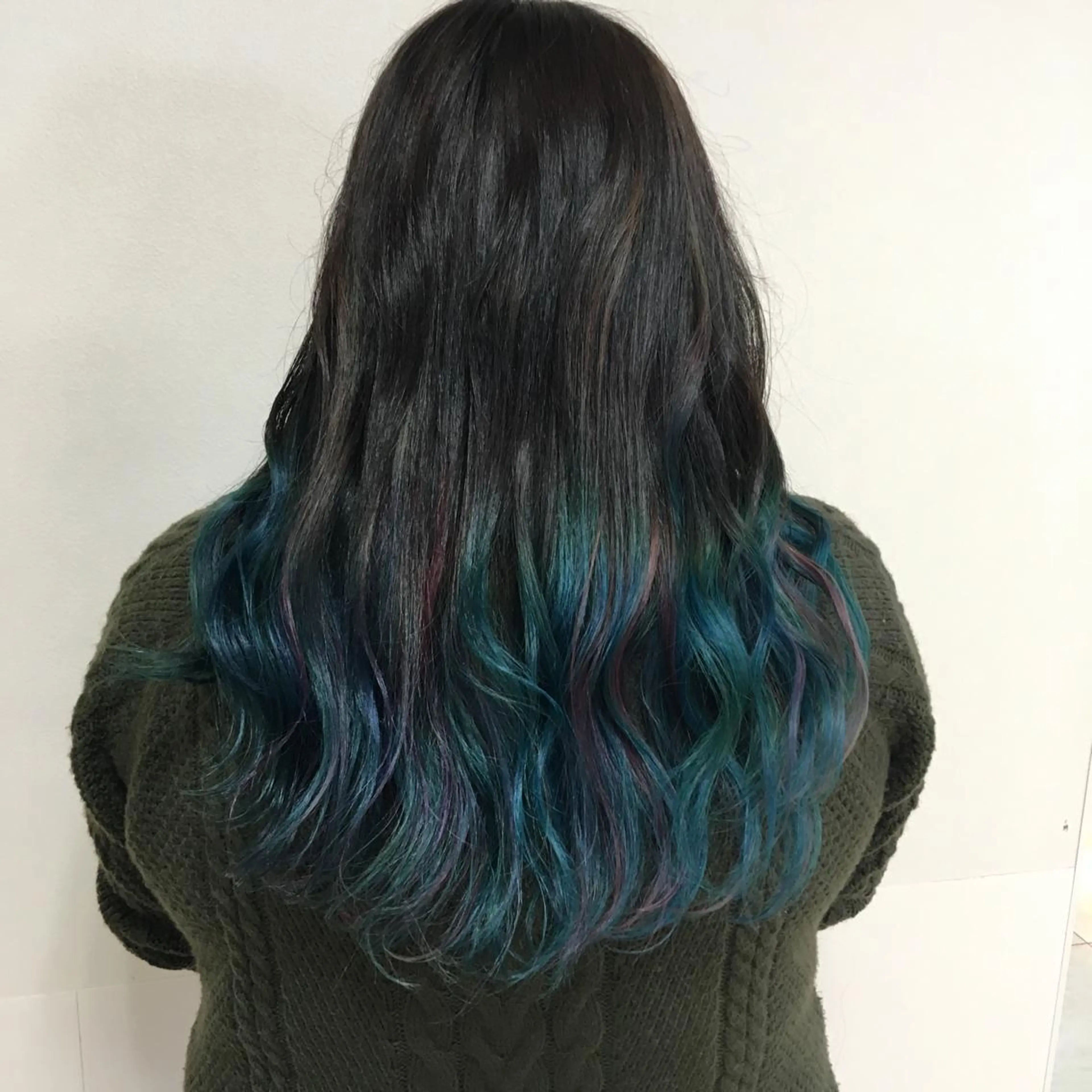 ロング カラー パーマ ブリーチ ブルーカラー ピンクカラー ピンクパープル パープルカラー 【Sweep】おじま のぞみのヘアスタイル