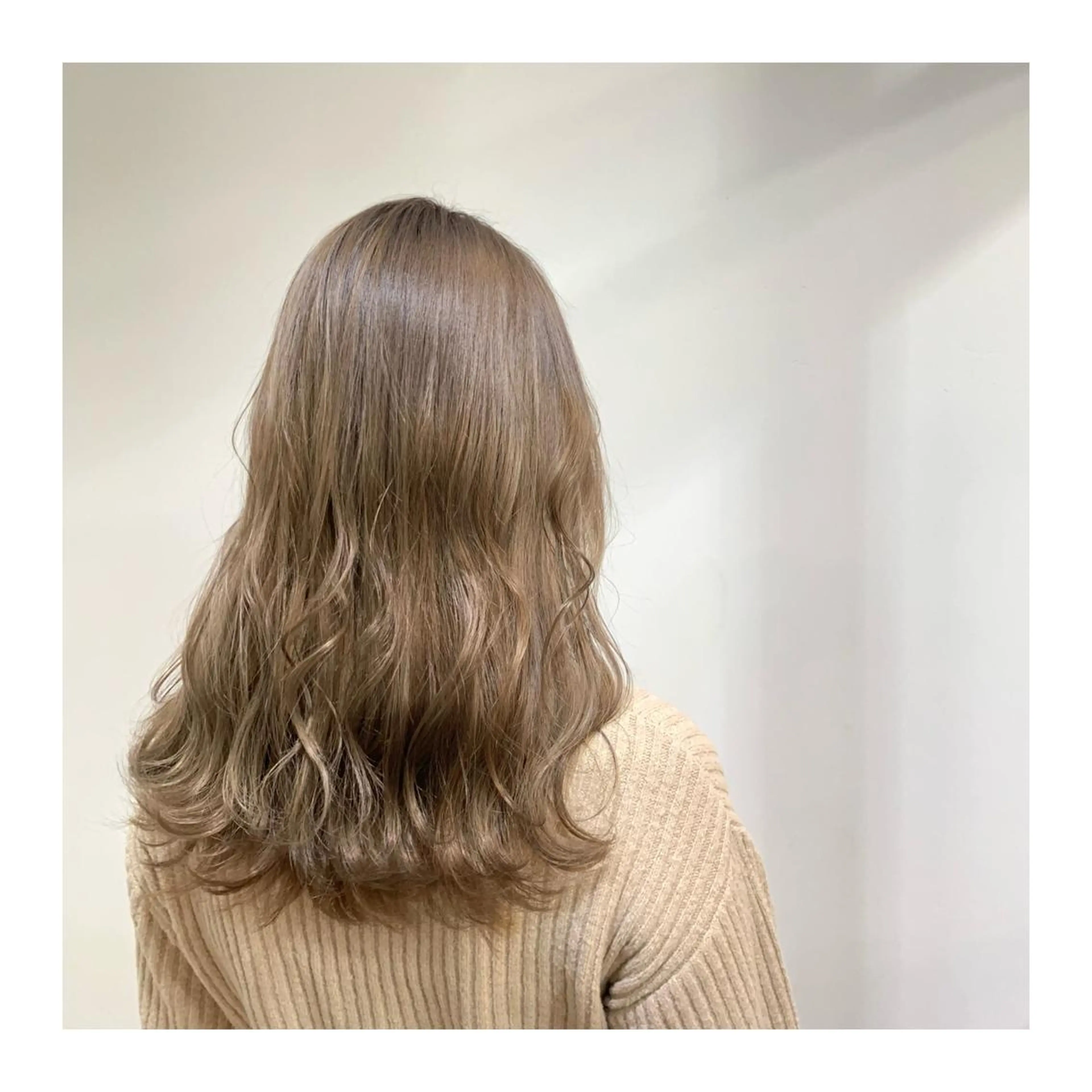 ロング カラー カット ヘアカラー あべ ゆうかのヘアスタイル