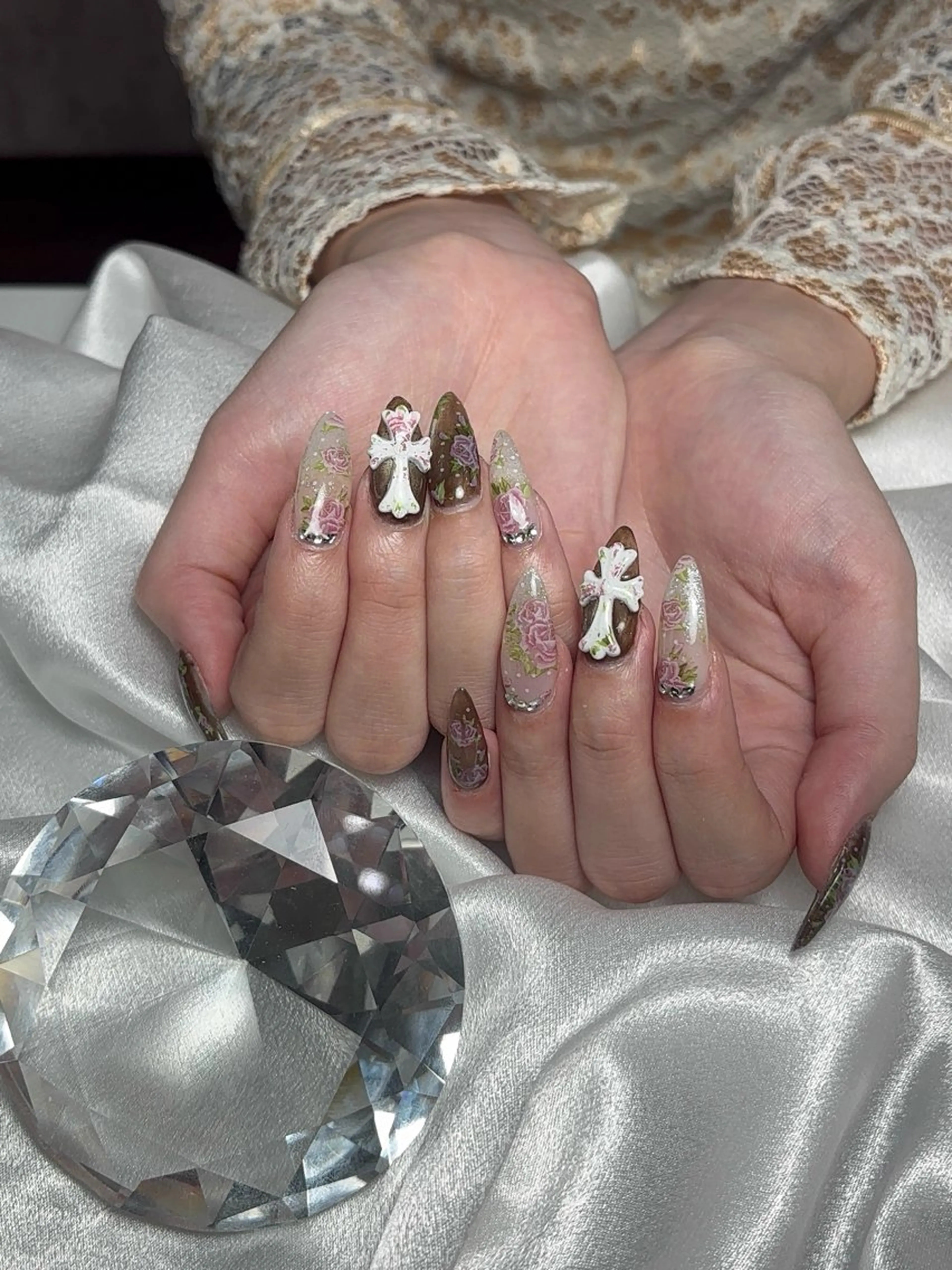 ネイル ハンドネイル Yuna ⟡.·*.のネイルデザイン