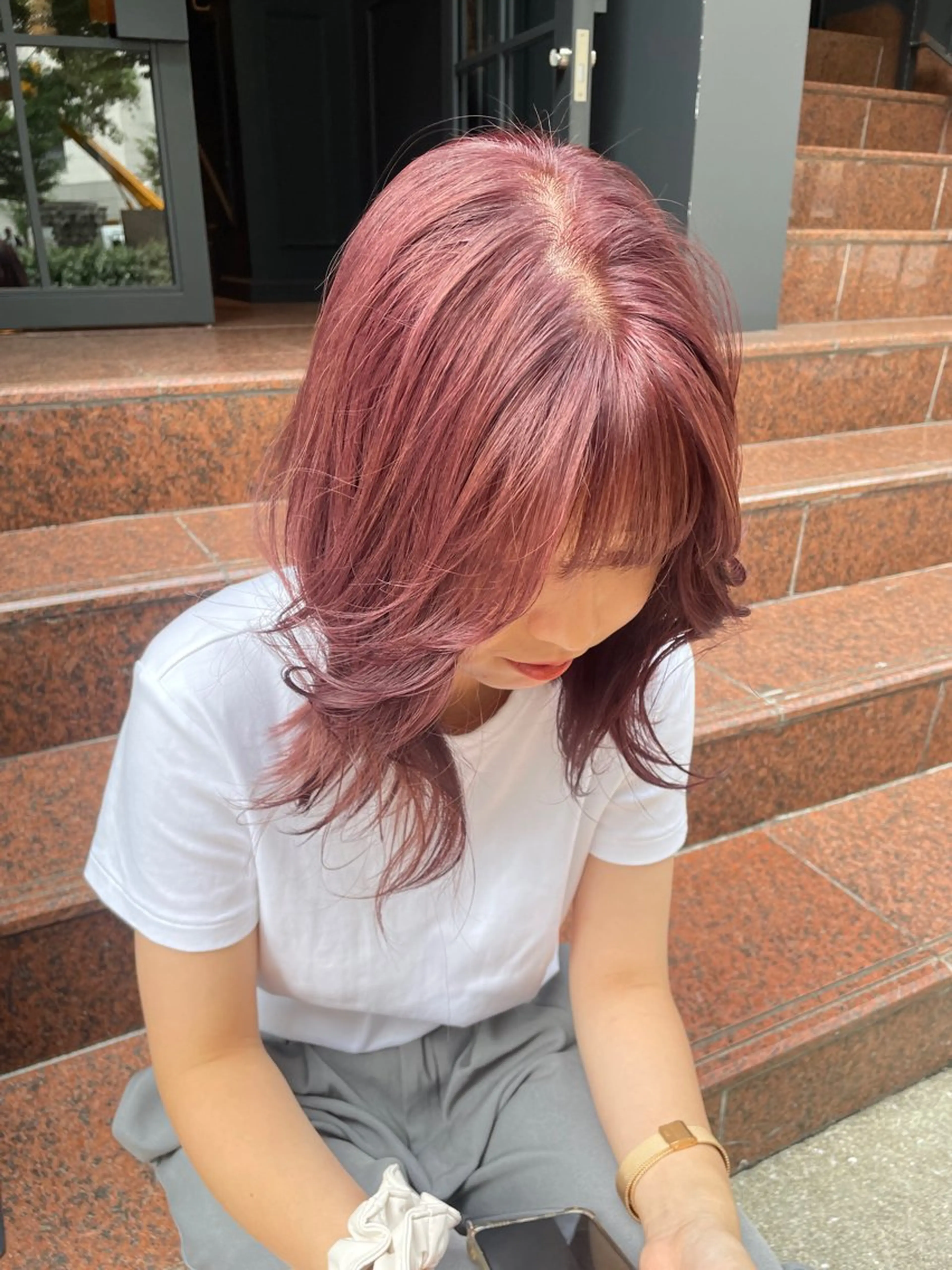 ミディアム カラー ハイトーンカラー カット ヘアカラー トリートメント カラー指名No.1 土井新治❄️のヘアスタイル