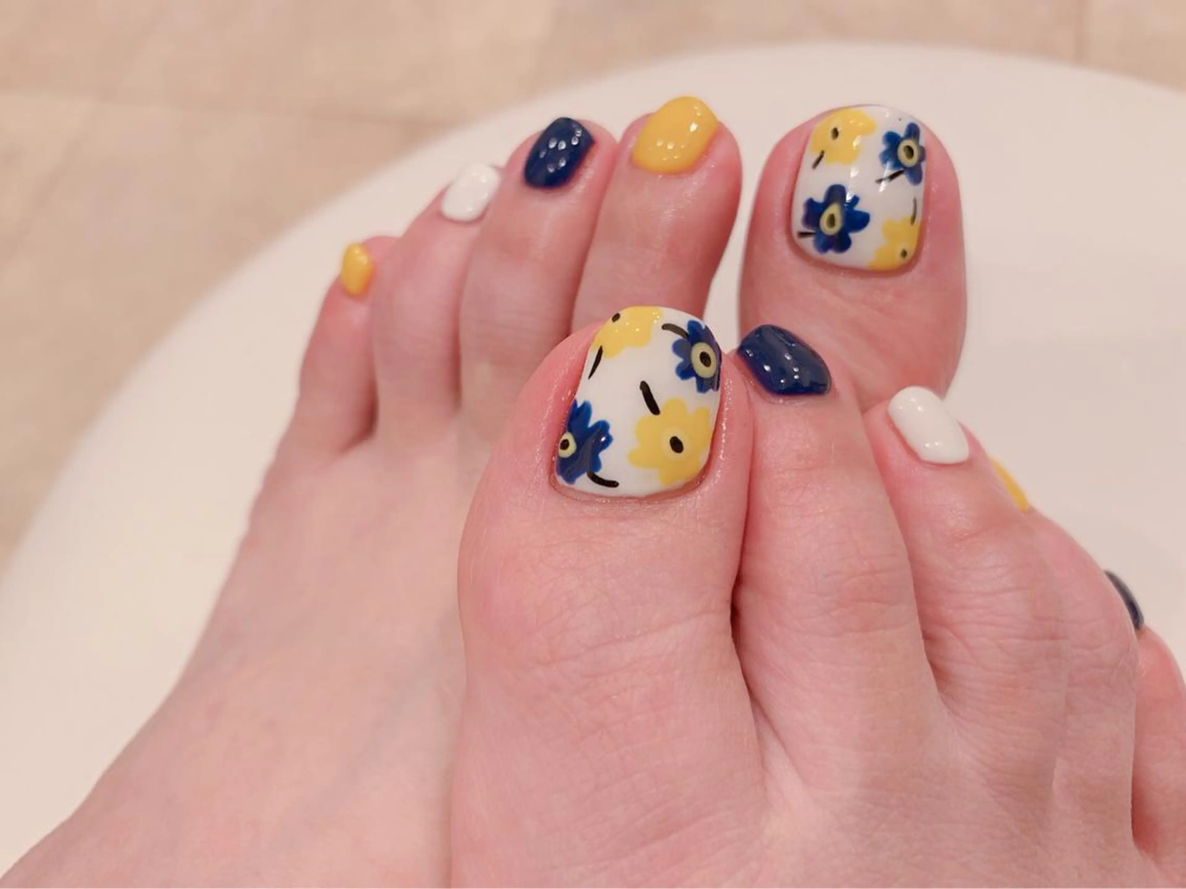 ネイル albero di glicine所属・ナカシマ サヤカのマツエク・マツパデザイン