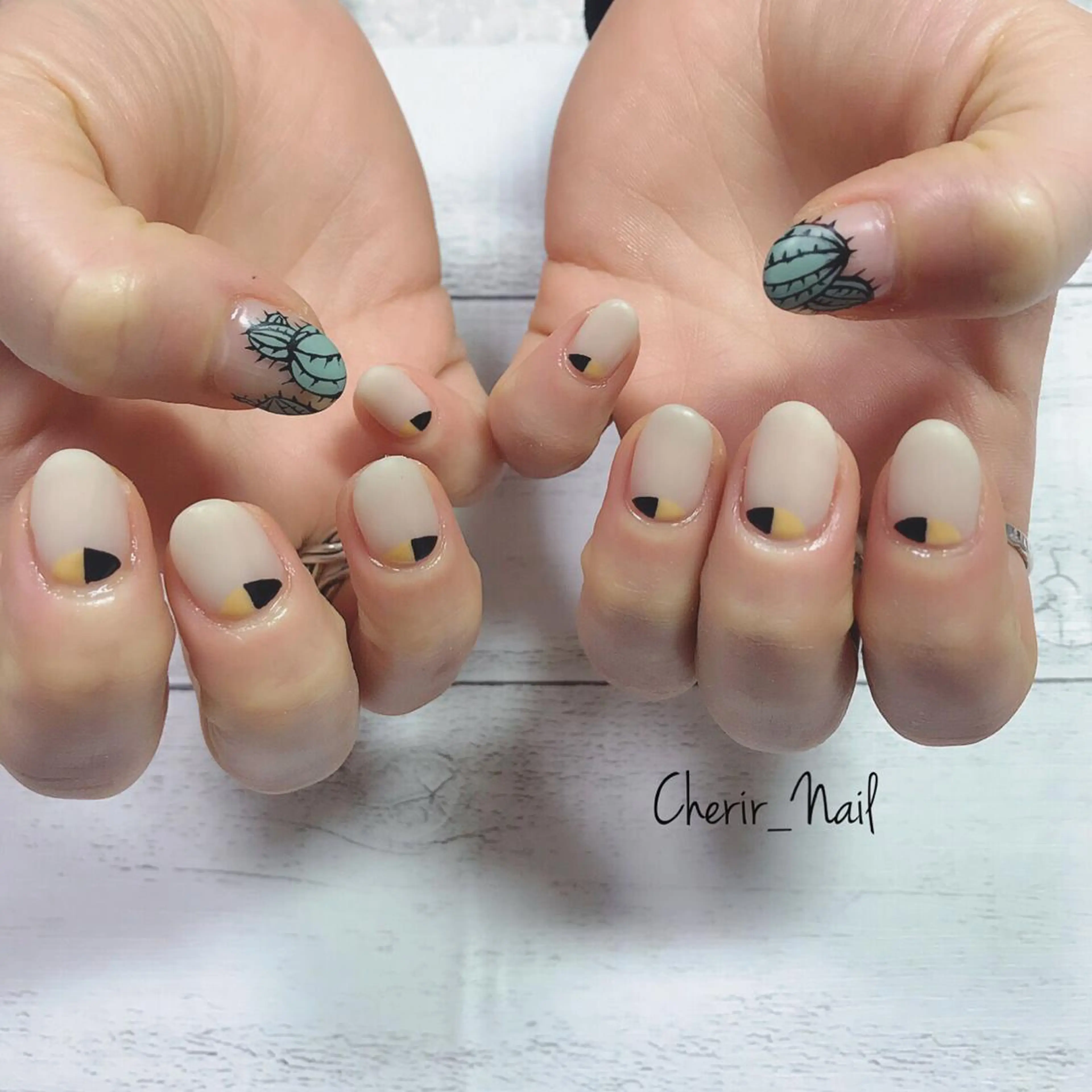 ネイル アートネイル マットネイル ワンカラーネイル ショートネイル シンプルネイル ハンドネイル Cherirnail kaoriのネイルデザイン