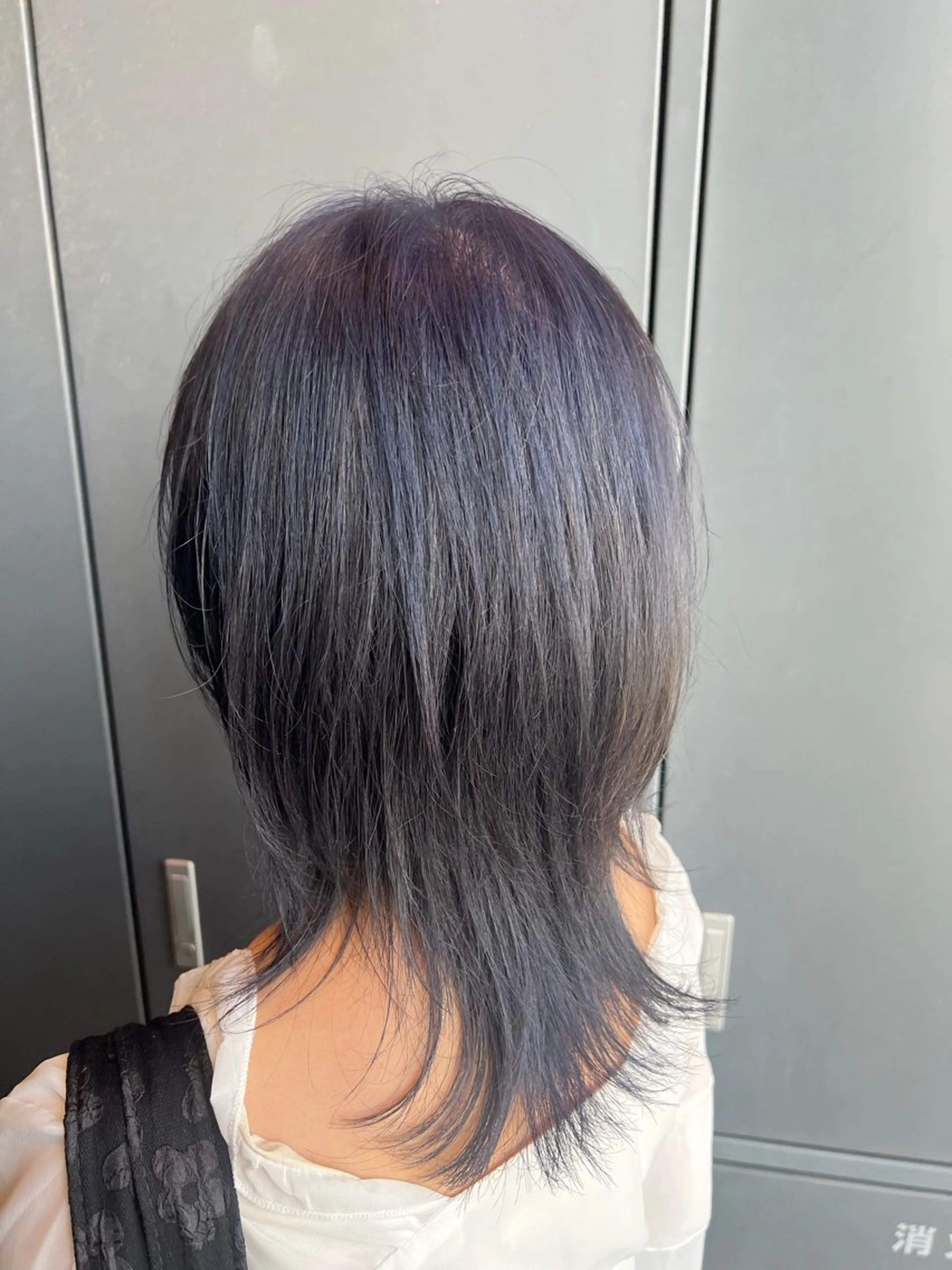 ミディアム カラー カット トリートメント ダブルカラー寒色系 ボリューム改善ハヤトのヘアスタイル