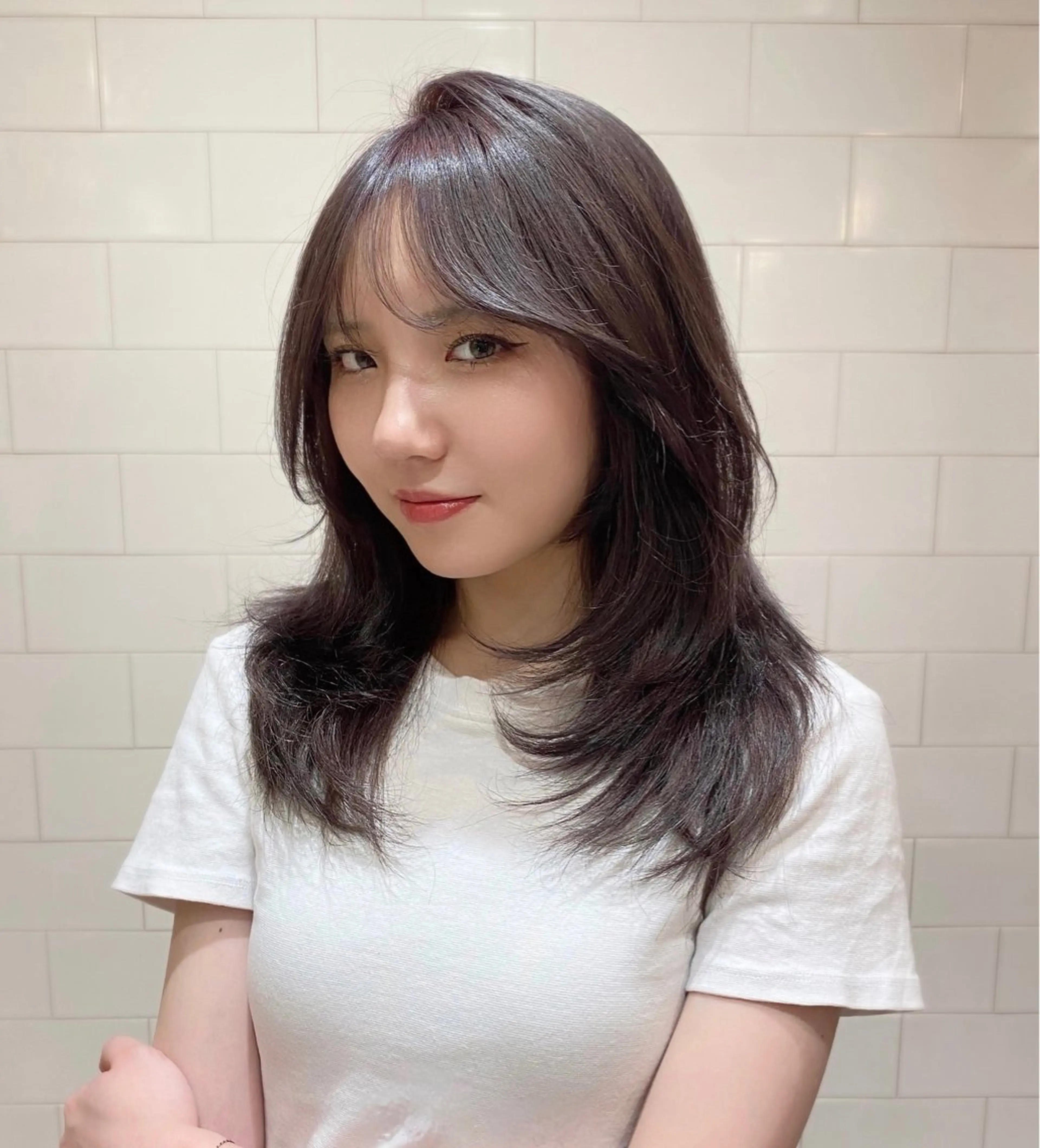 ロング 顔周りカット 韓国風ヘア レイヤーカット ロング カット 韓国トレンドヘア しゅーやのヘアスタイル