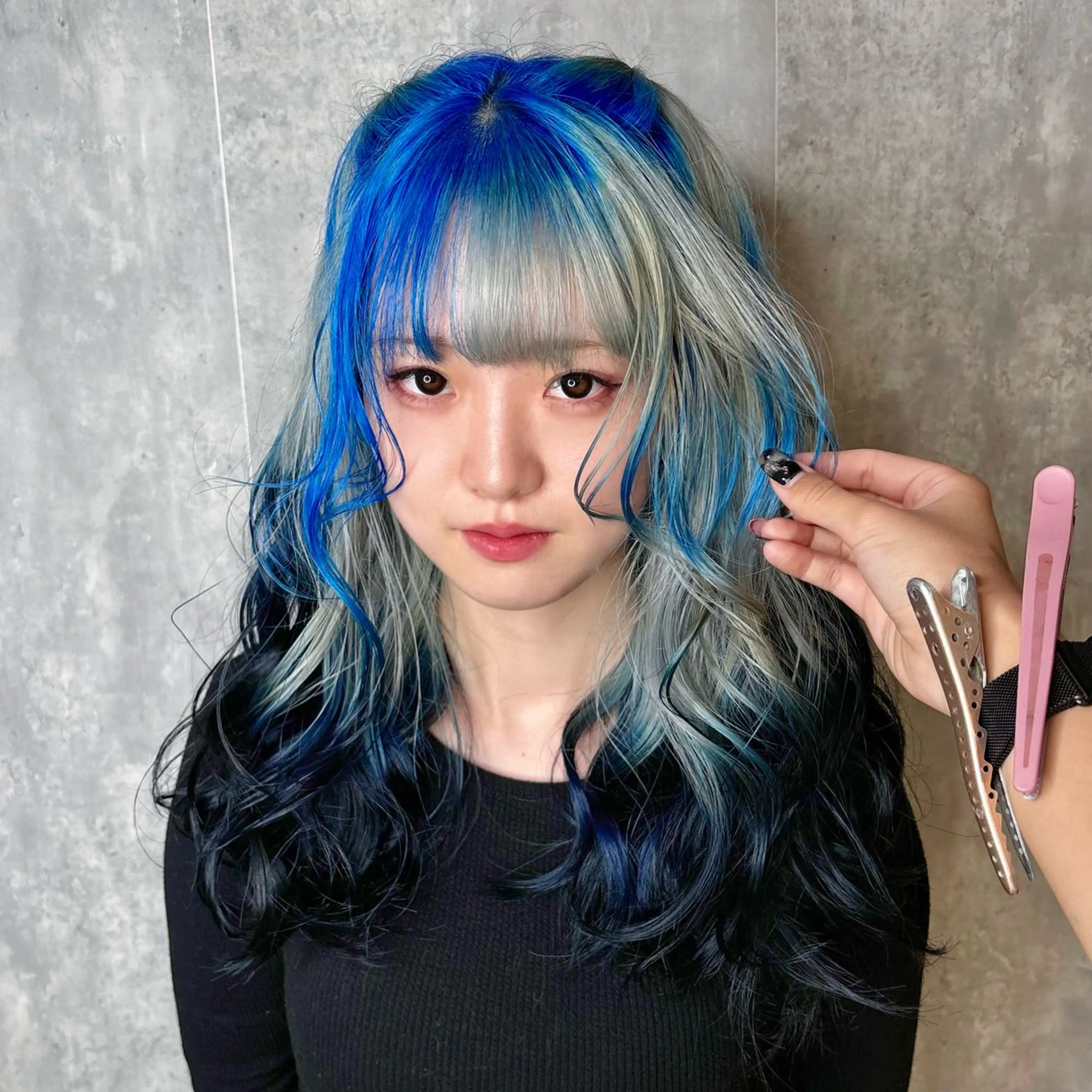 ロング カラー 💫miyu💫デザ インカラー/アレンジのヘアスタイル