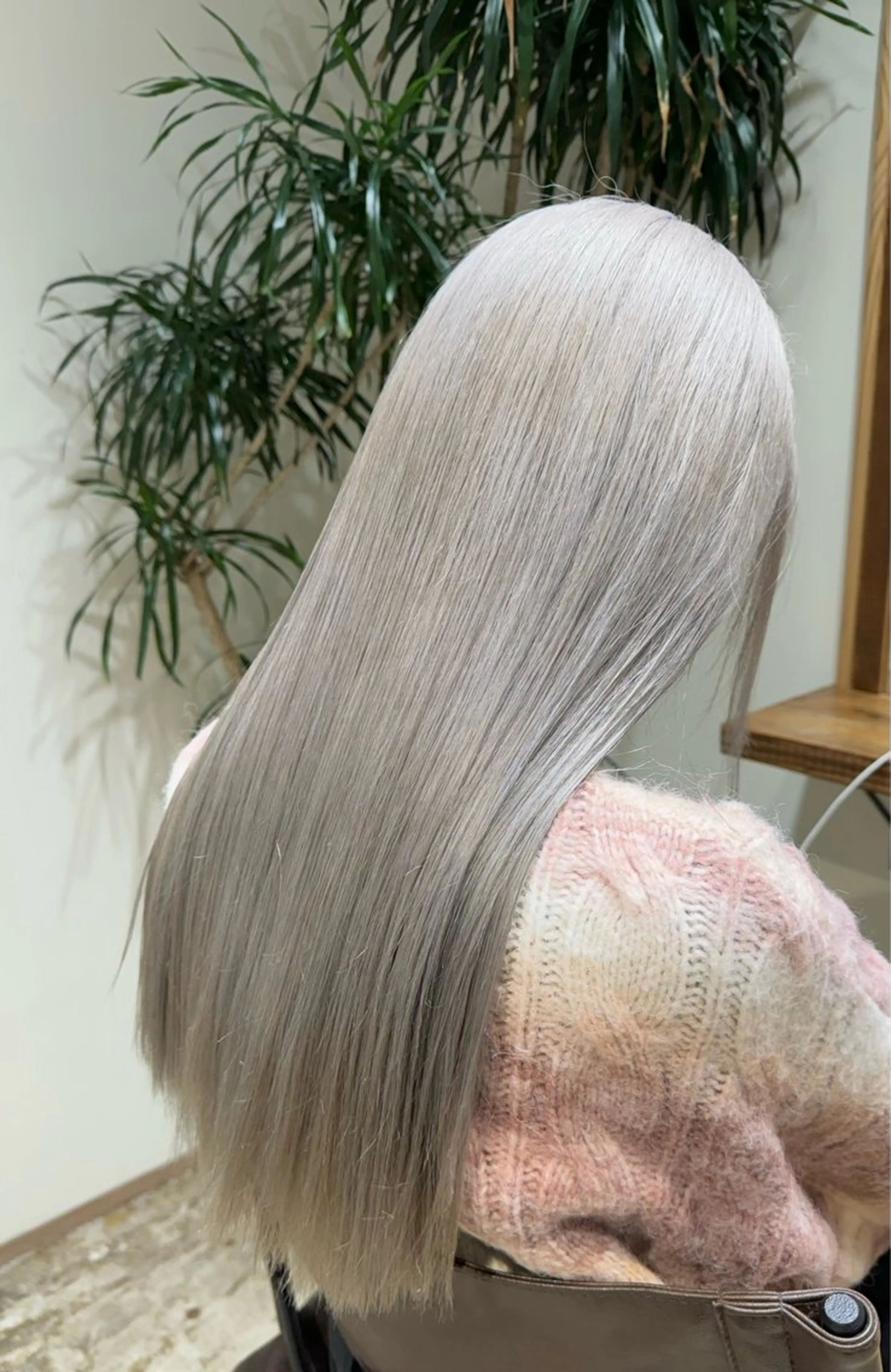 ブリーチ＋カラー＋カット＋トリートメントの写真