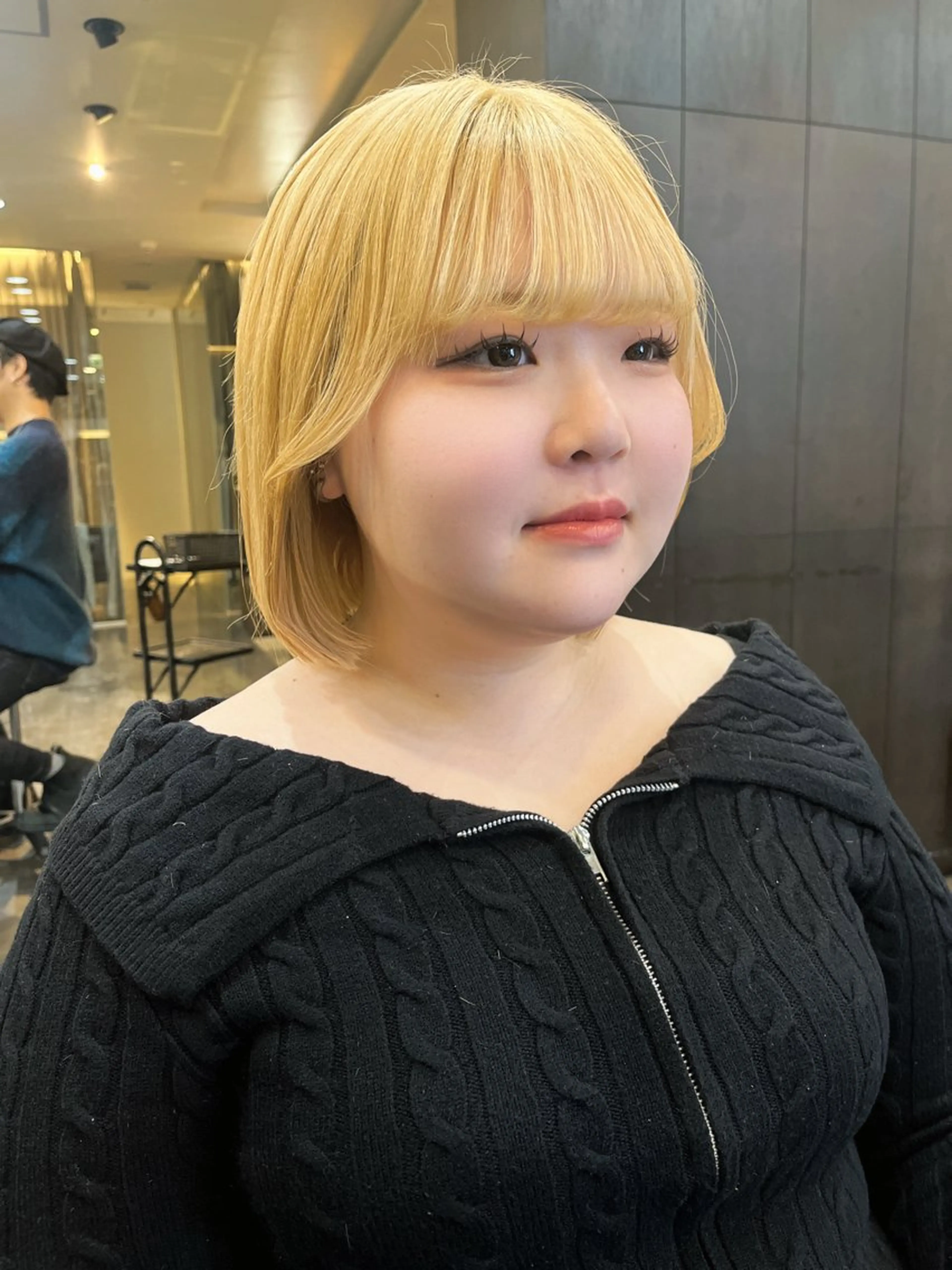 ミディアム 切りっぱなしボブ ボブ ヘアカラー 人気サロン ボブヘアのヘアスタイル