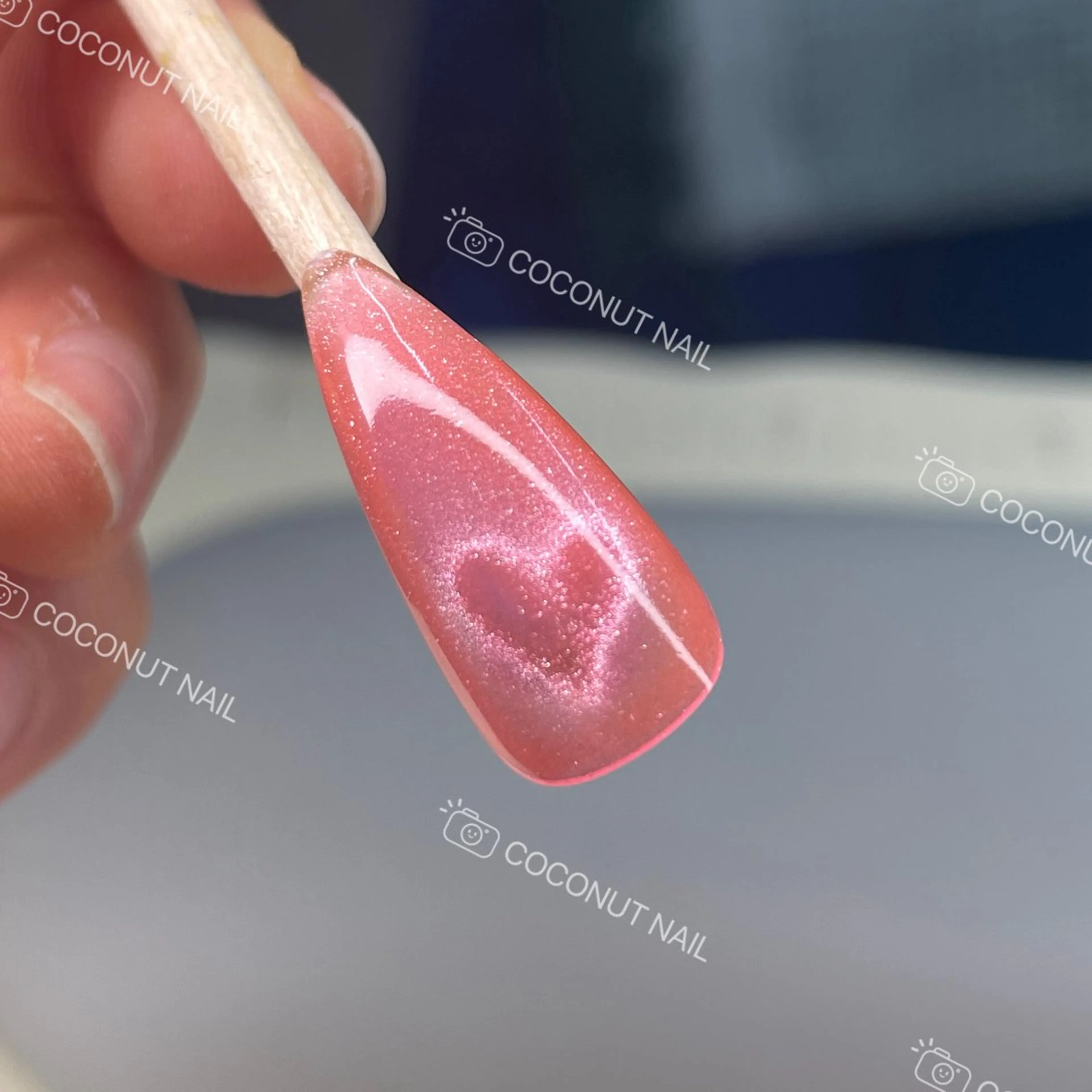 ネイル ハート マグネットネイル ハンドネイル 神田 ココナッツのネイルデザイン