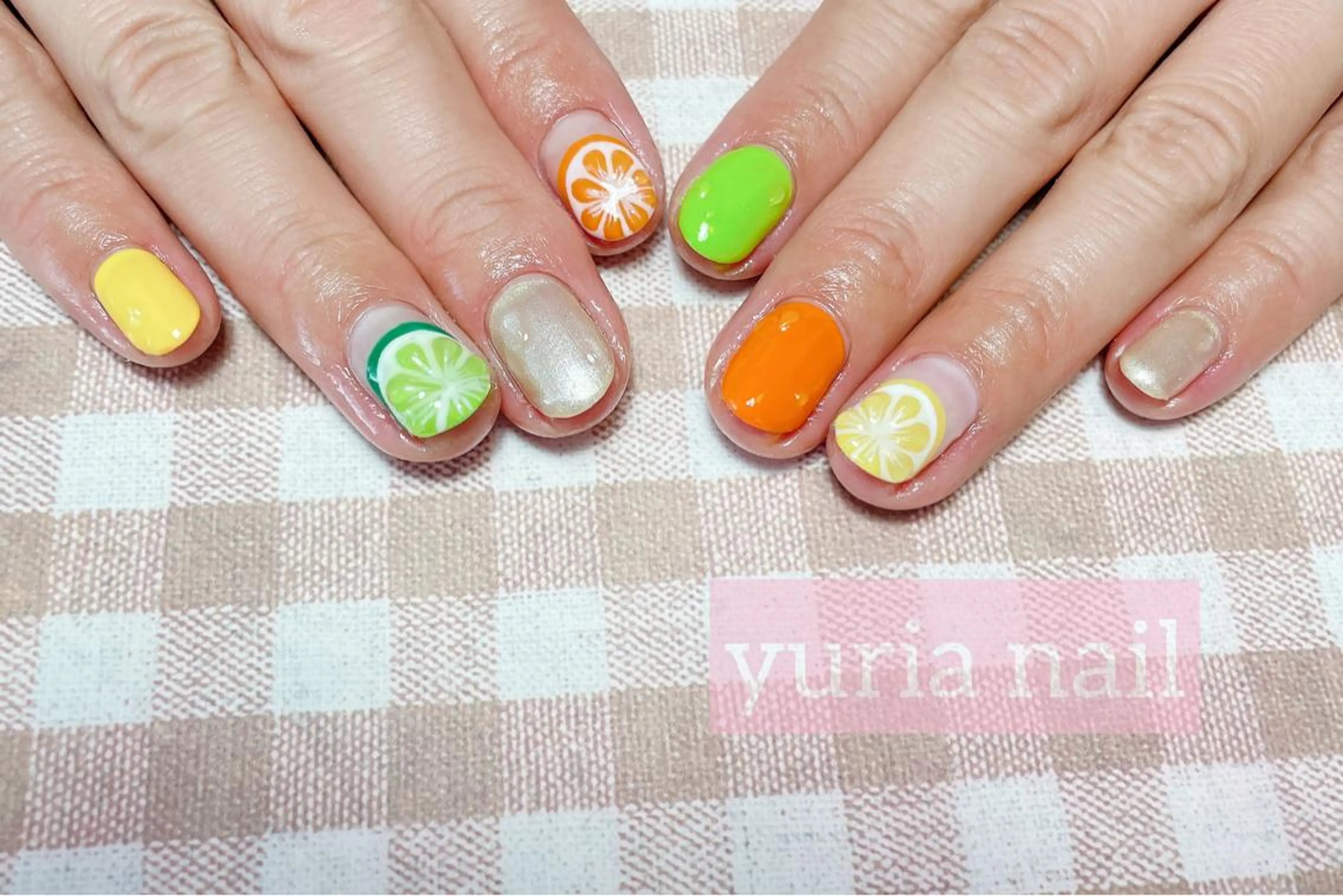 ネイル アートネイル ジェルネイル ワンカラーネイル ぷっくりネイル 小林 ゆりあのネイルデザイン