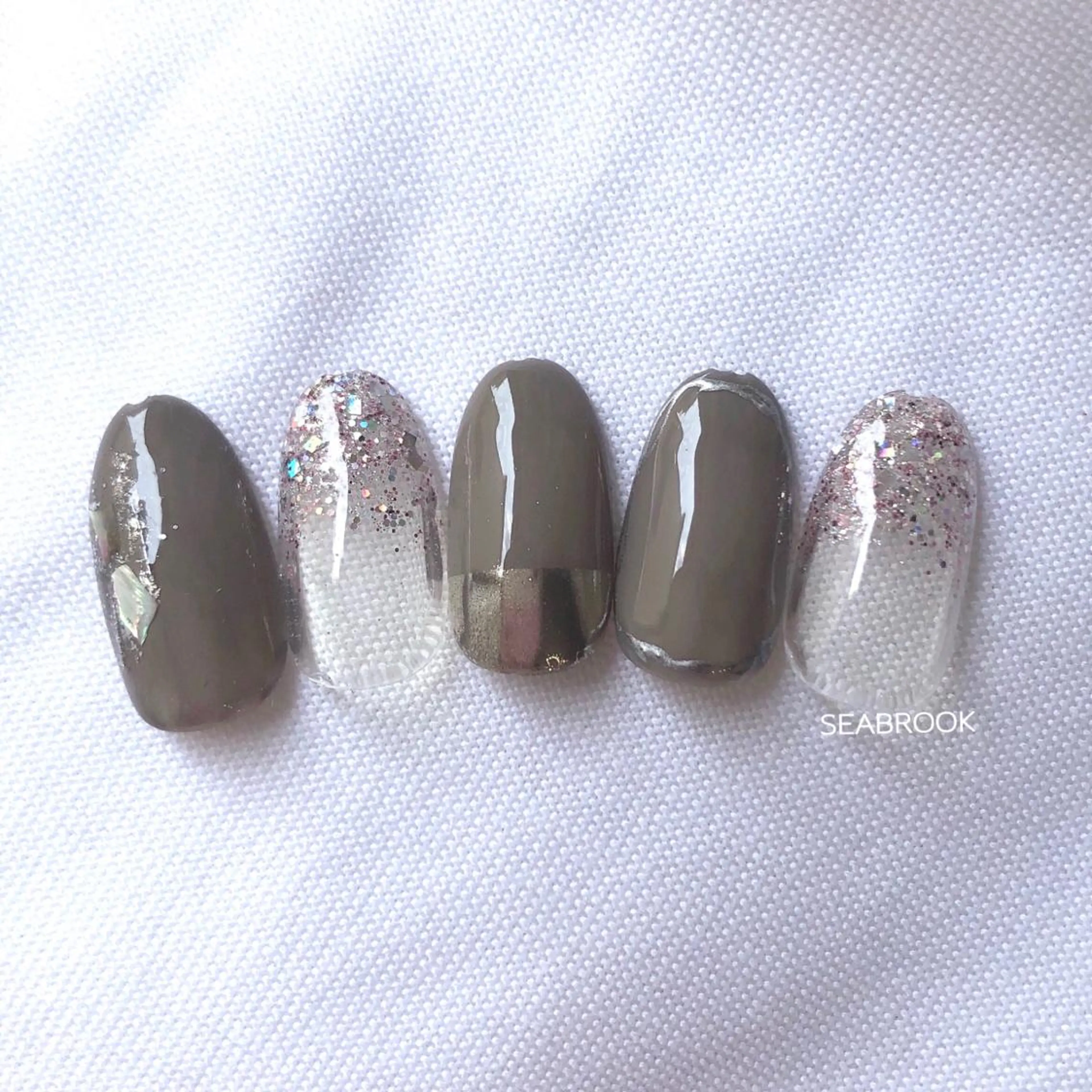 ネイル 鈴木 奈穂子のネイルデザイン