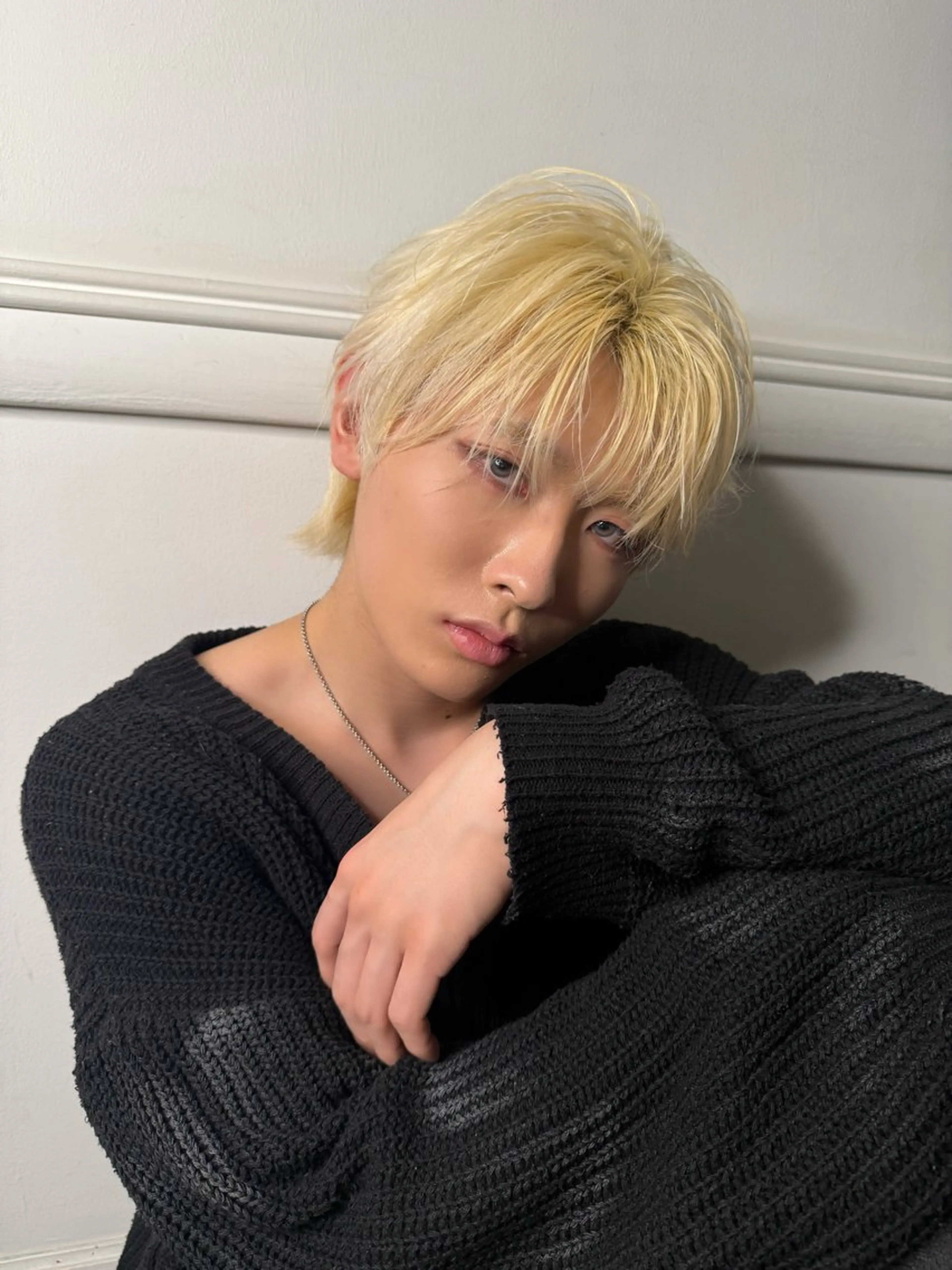 メンズ メンズブリーチ センターパート メンズハイトーン ヘアカラー 今だけ超特価 🌟蓮夢🌟のヘアスタイル