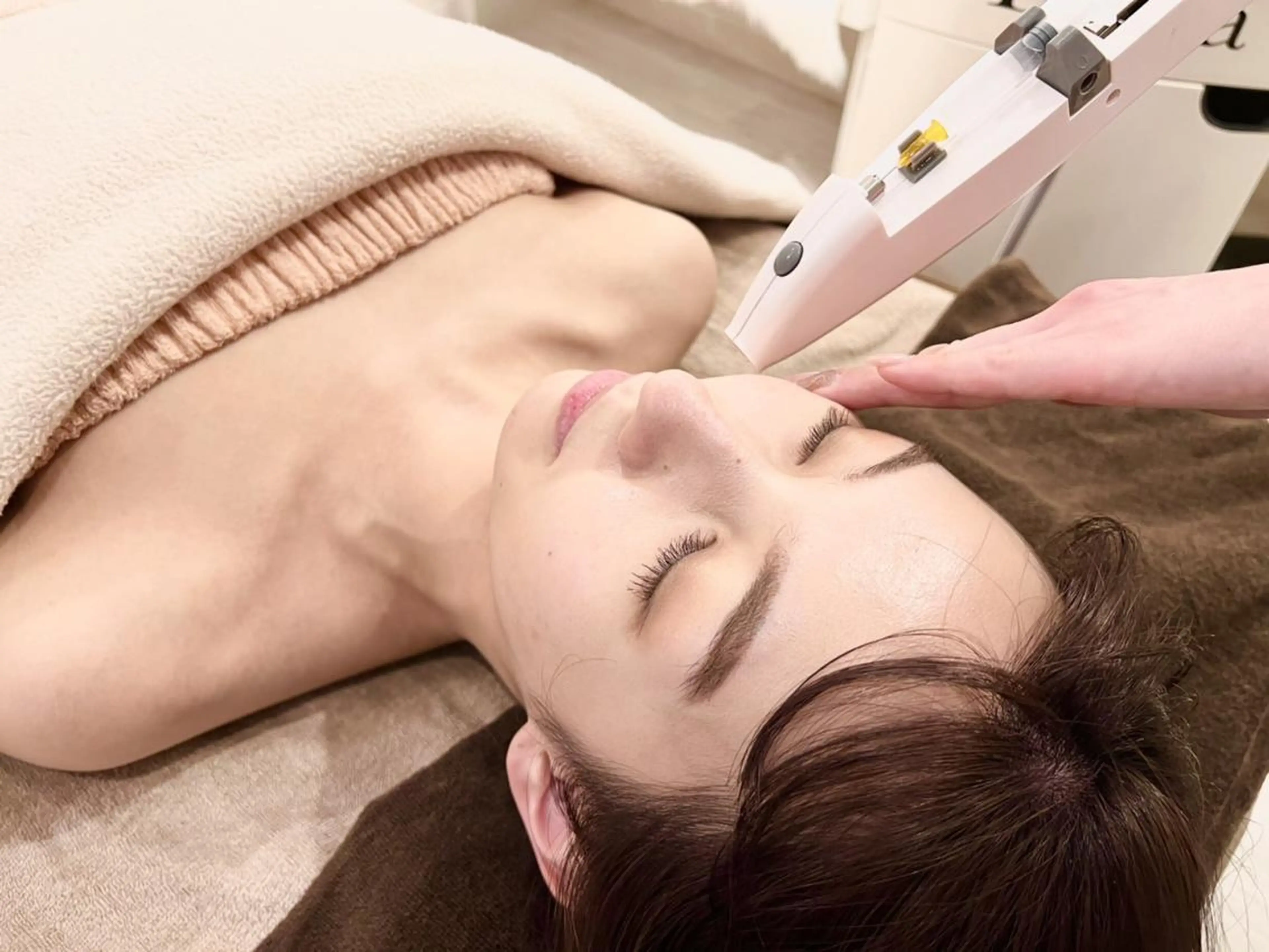 【水光肌プレミアムコース】高濃度美容液注入&肩デコルテ・ヘッドスパ付★の写真