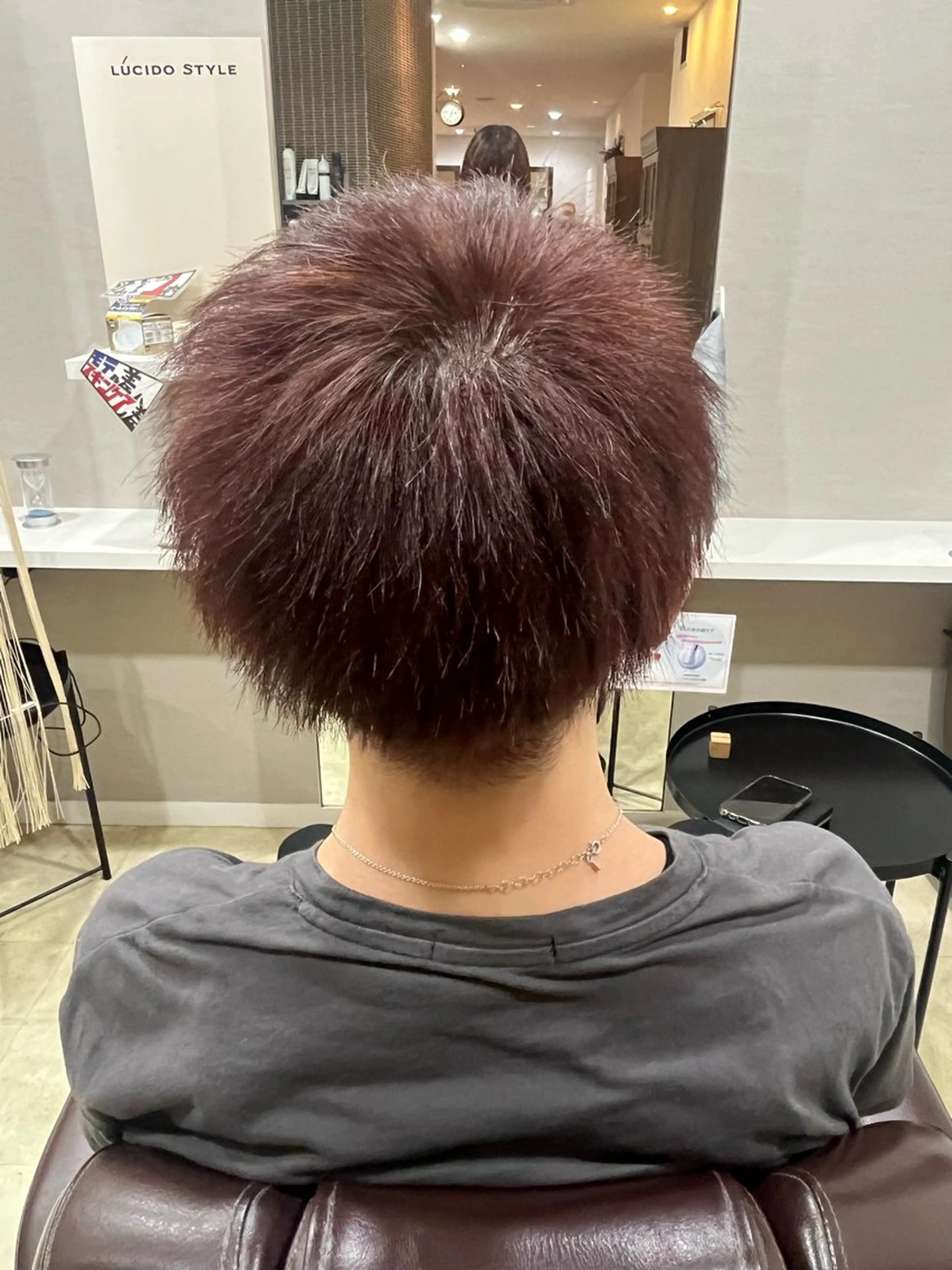 メンズカラーモデルの写真