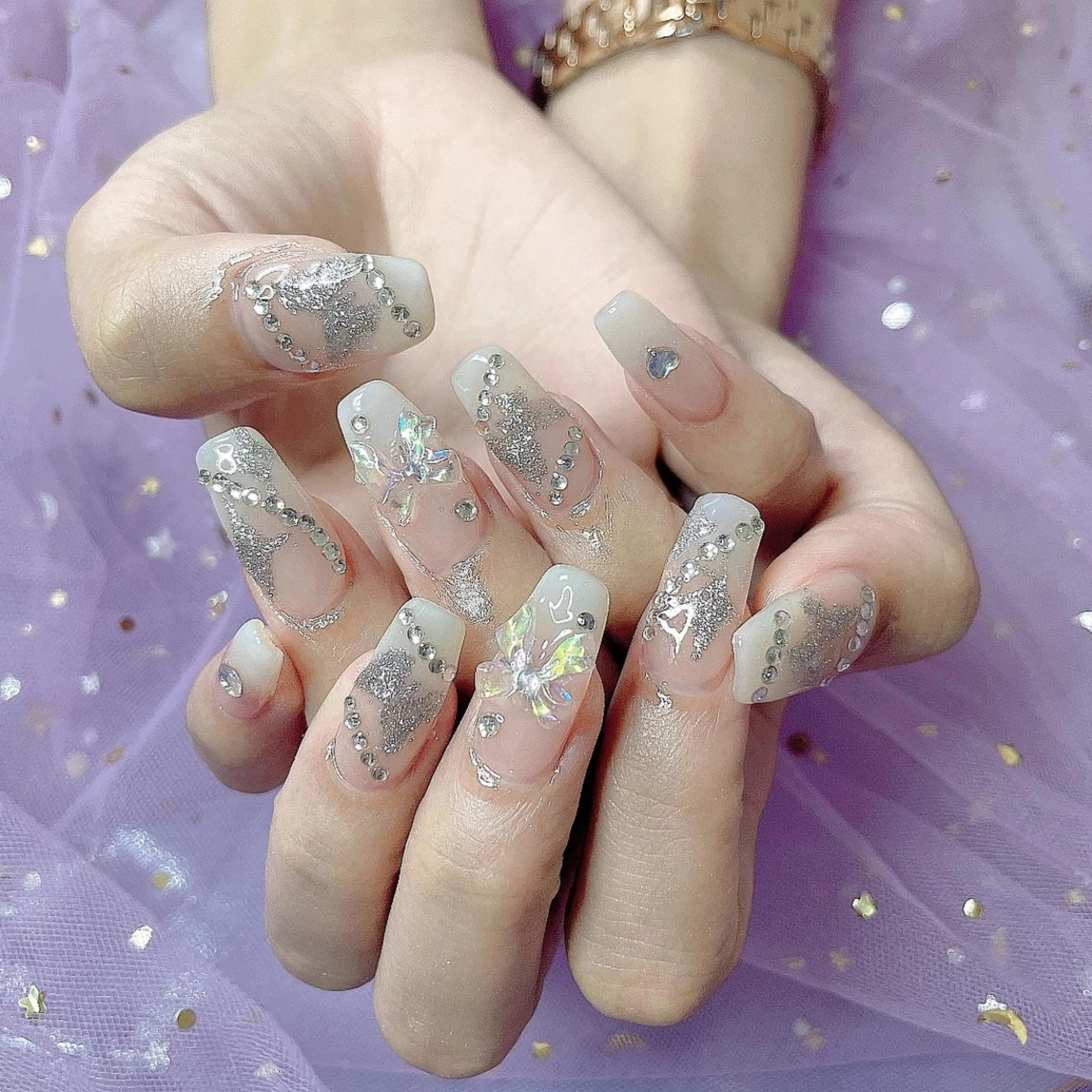 ネイル ラッキー 玲奈のネイルデザイン