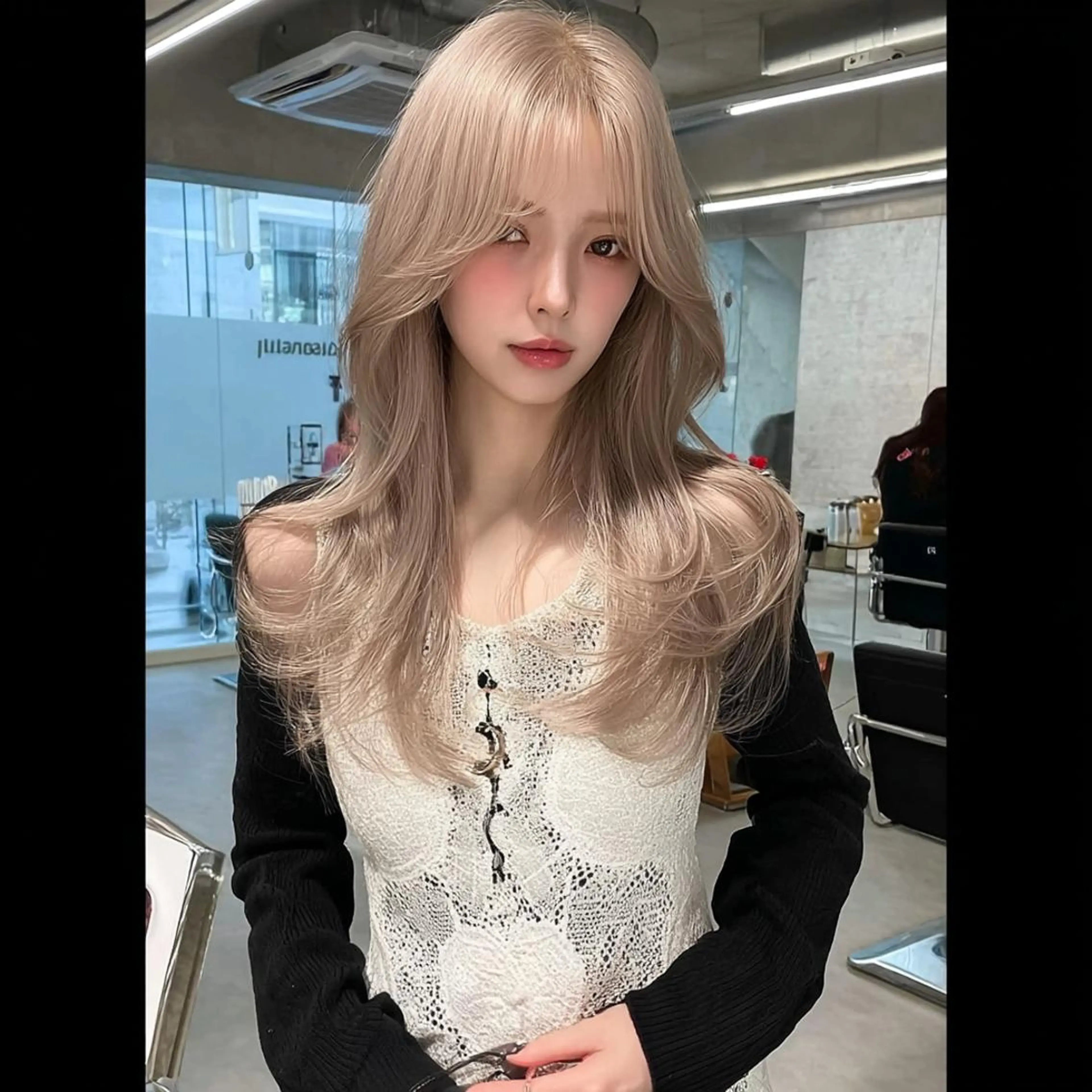 ロング ボブ 顔まわりレイヤー 髪質改善 韓国風ヘア レイヤーカット カット ヘアカラー 髪質改善／縮毛矯正 👑水町幸基のヘアスタイル