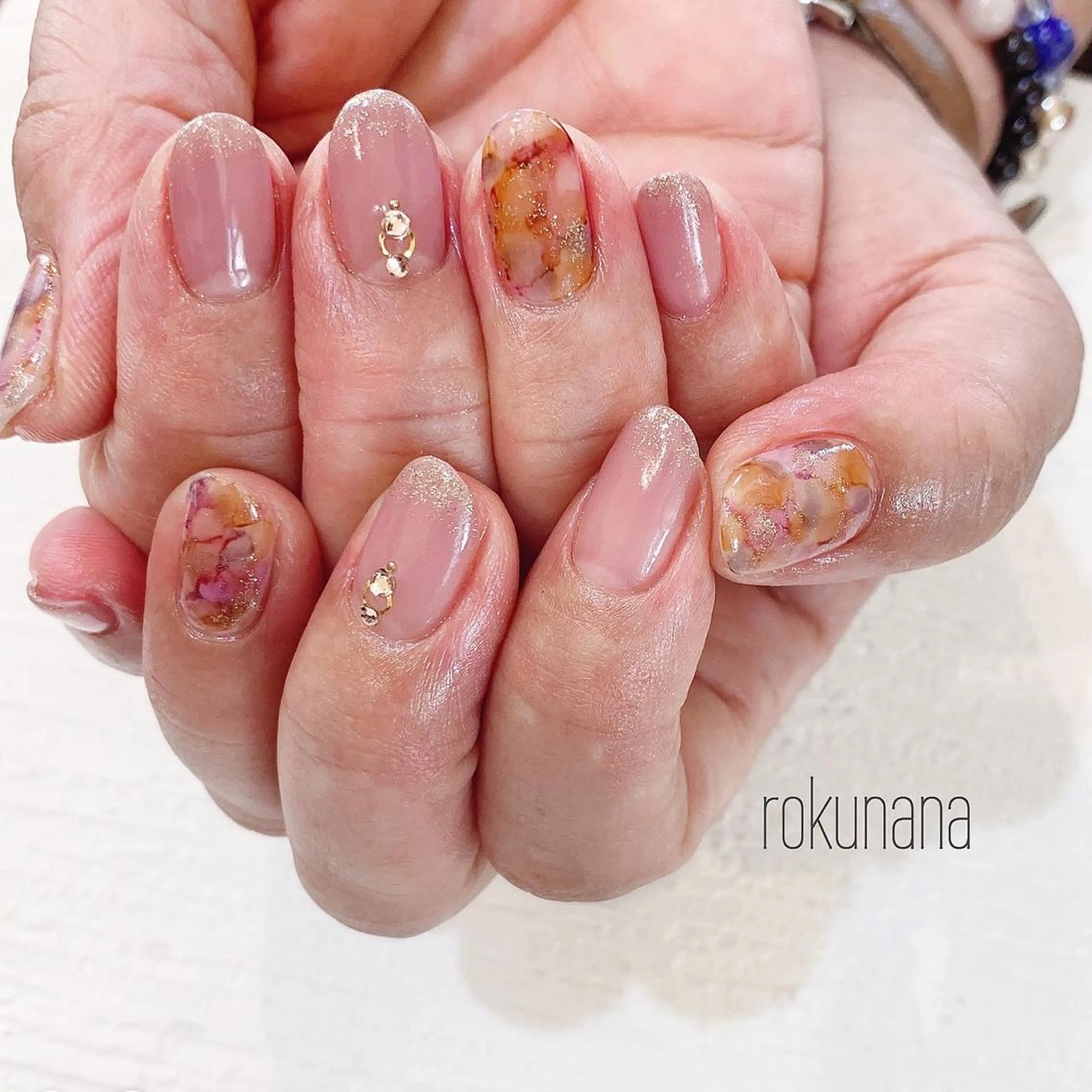 ネイル rokunana 佐野のネイルデザイン