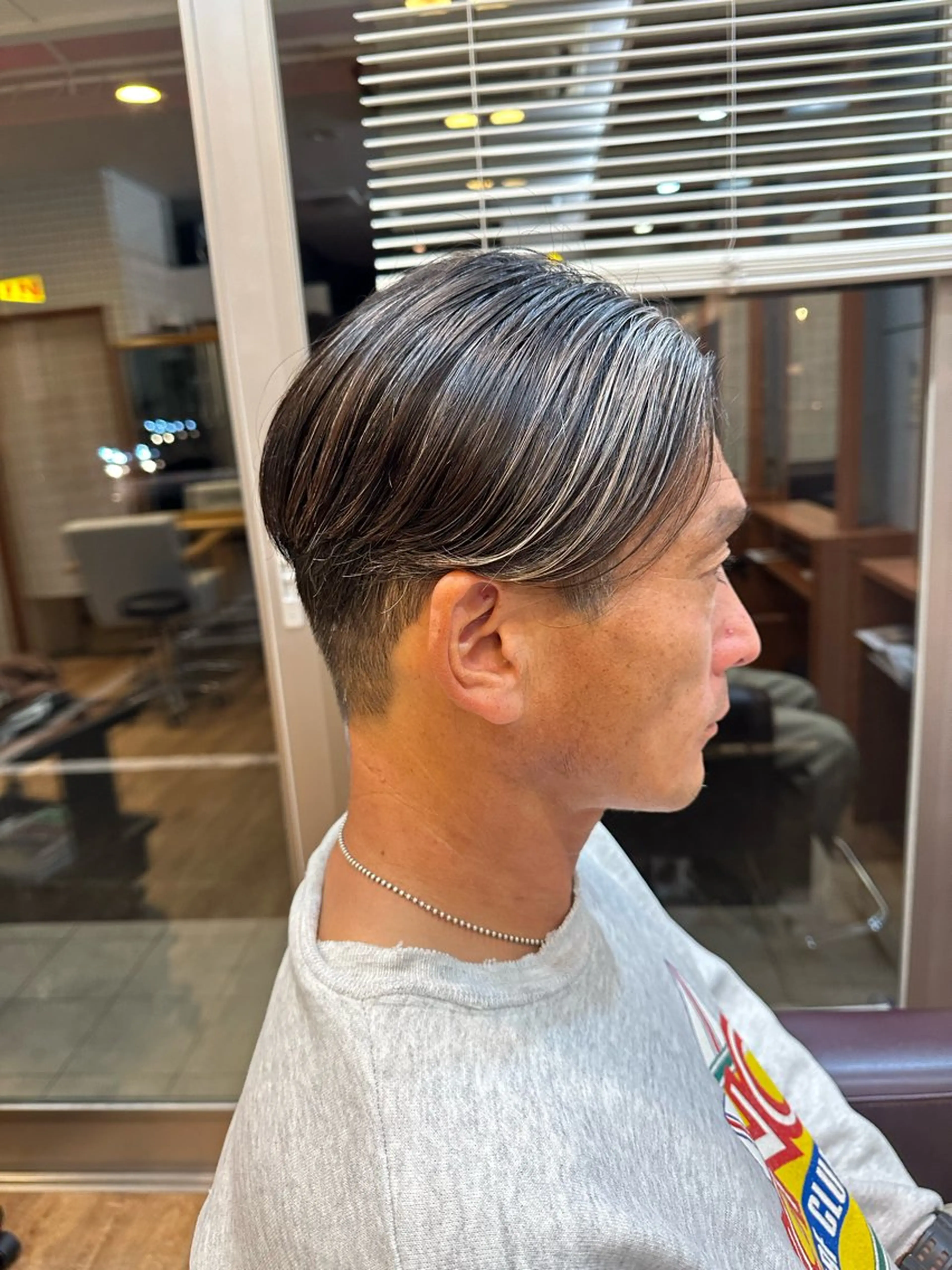 メンズ センターパート Le Lien  by BREK所属・Le Lien MAYUのヘアスタイル