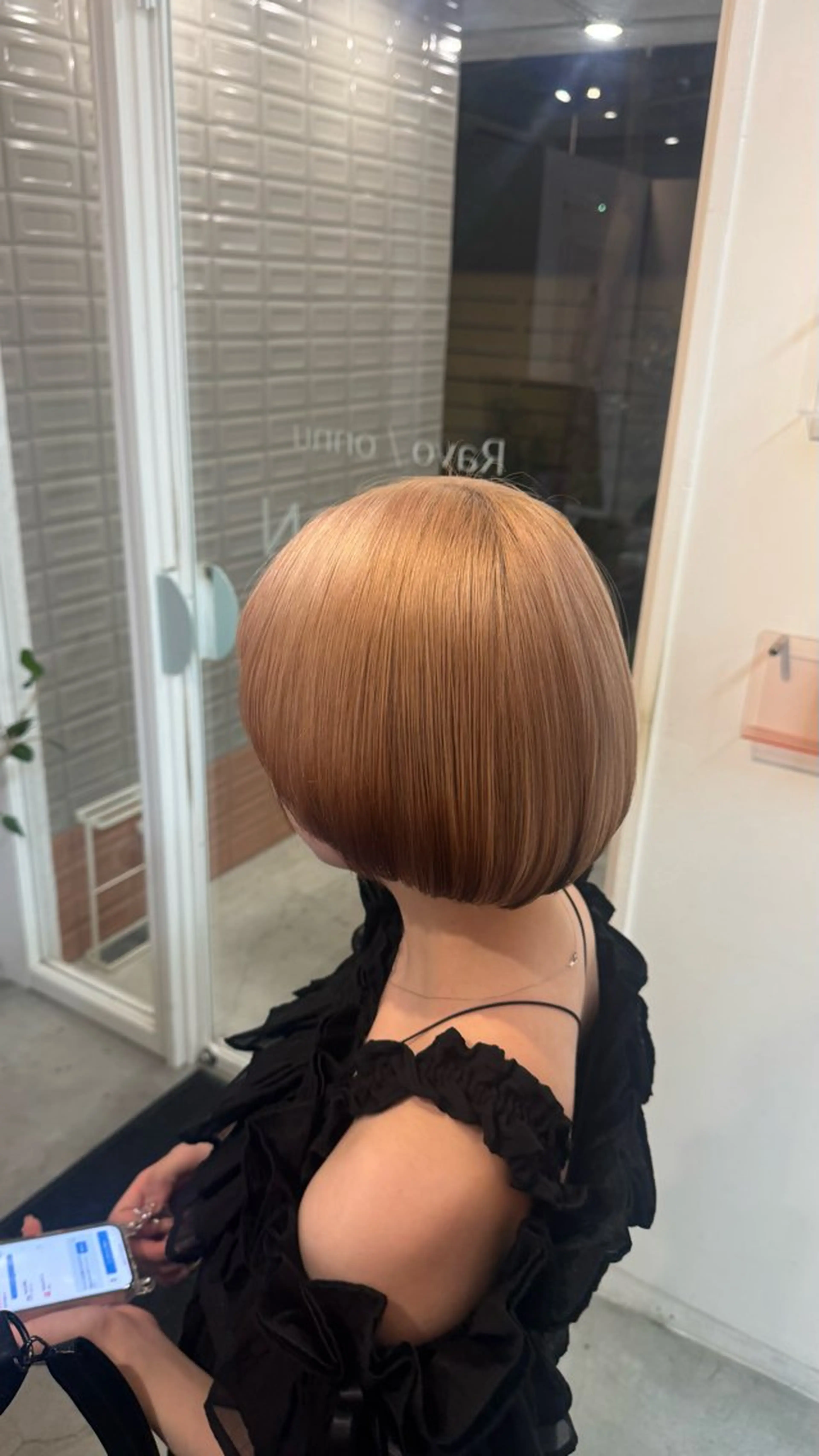 ミディアム カラー ブリーチ トリートメント ヘアカラー Tsukasa/ ハイトーン/寒色のヘアスタイル