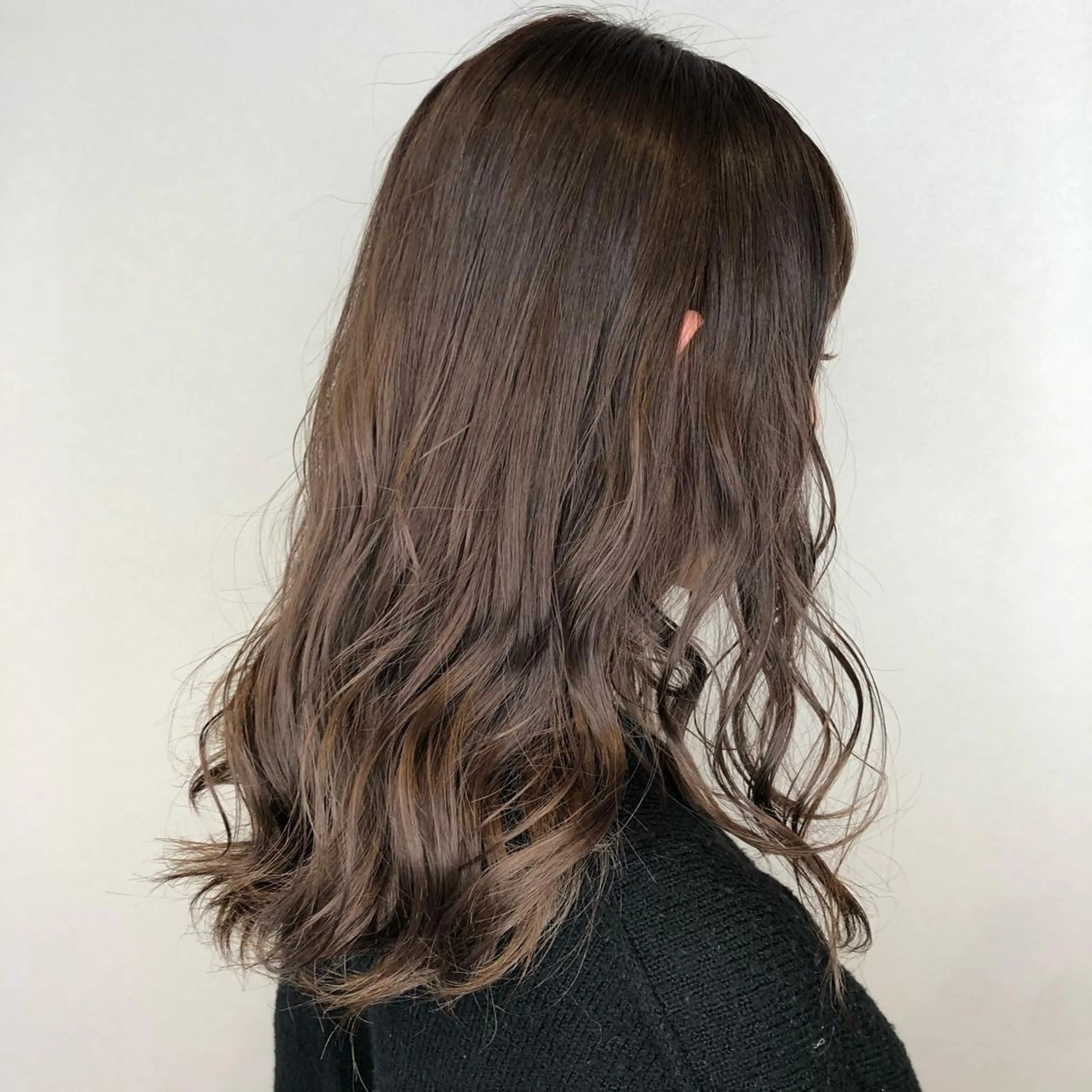 セミロング カラー ベージュカラー 髪質改善美容師 中村　一のヘアスタイル