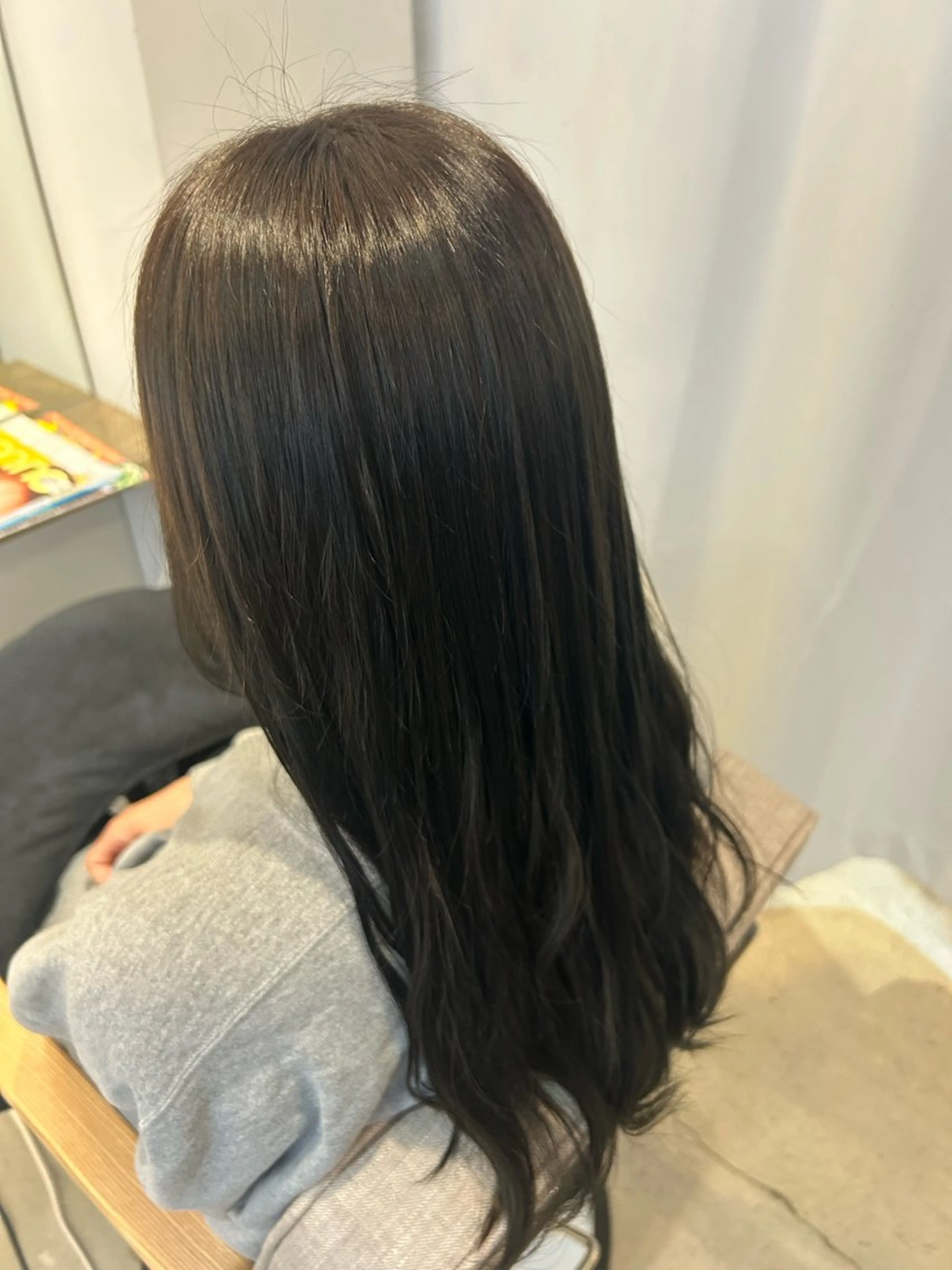 ロング カラー 透明感カラー カット トリートメント ✂ショートボブ専門 津川里緒✨️のヘアスタイル