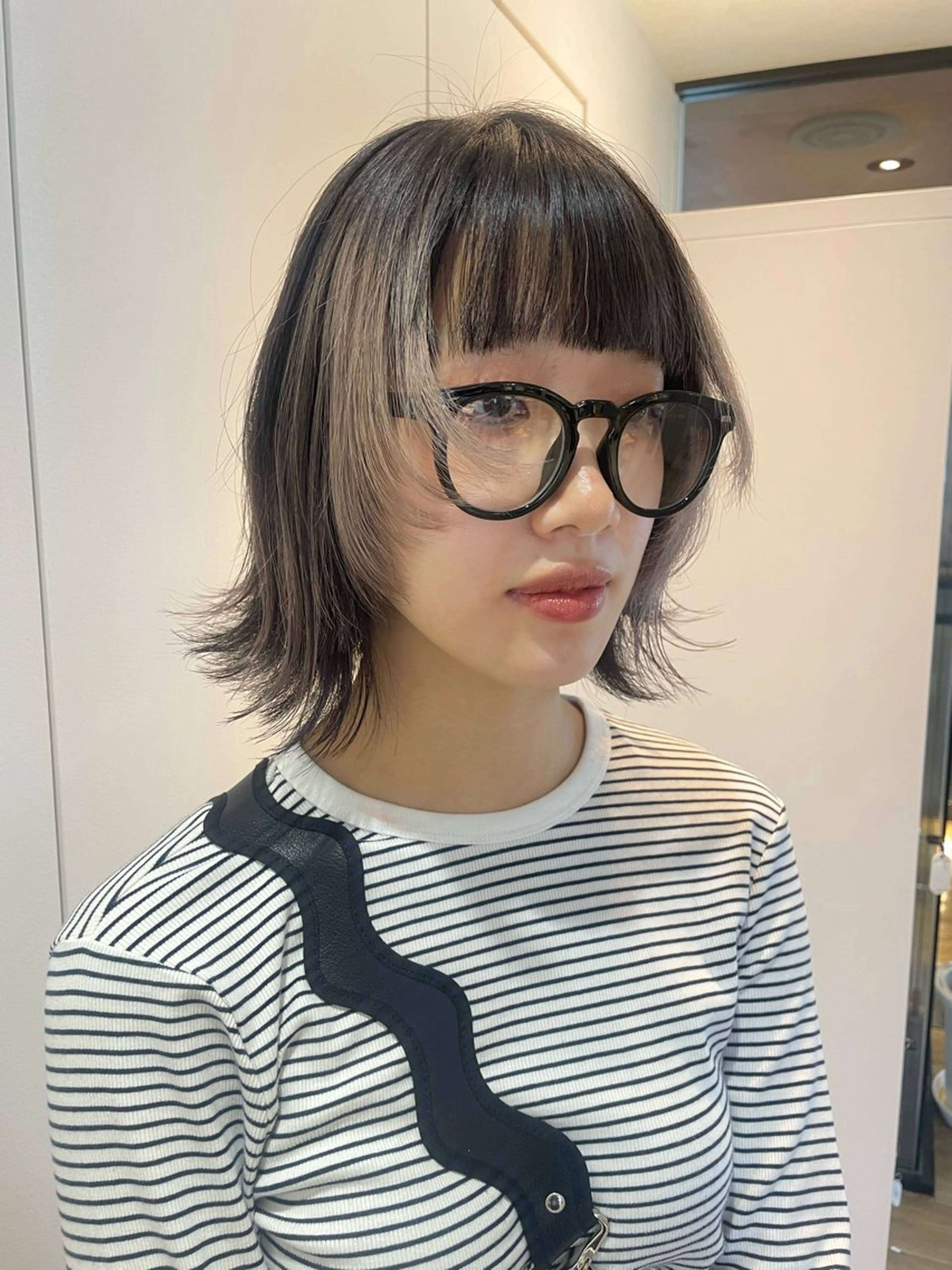 ミディアム カット ヘアカラー トリートメント N＋所属・前田 菜奈子のヘアスタイル