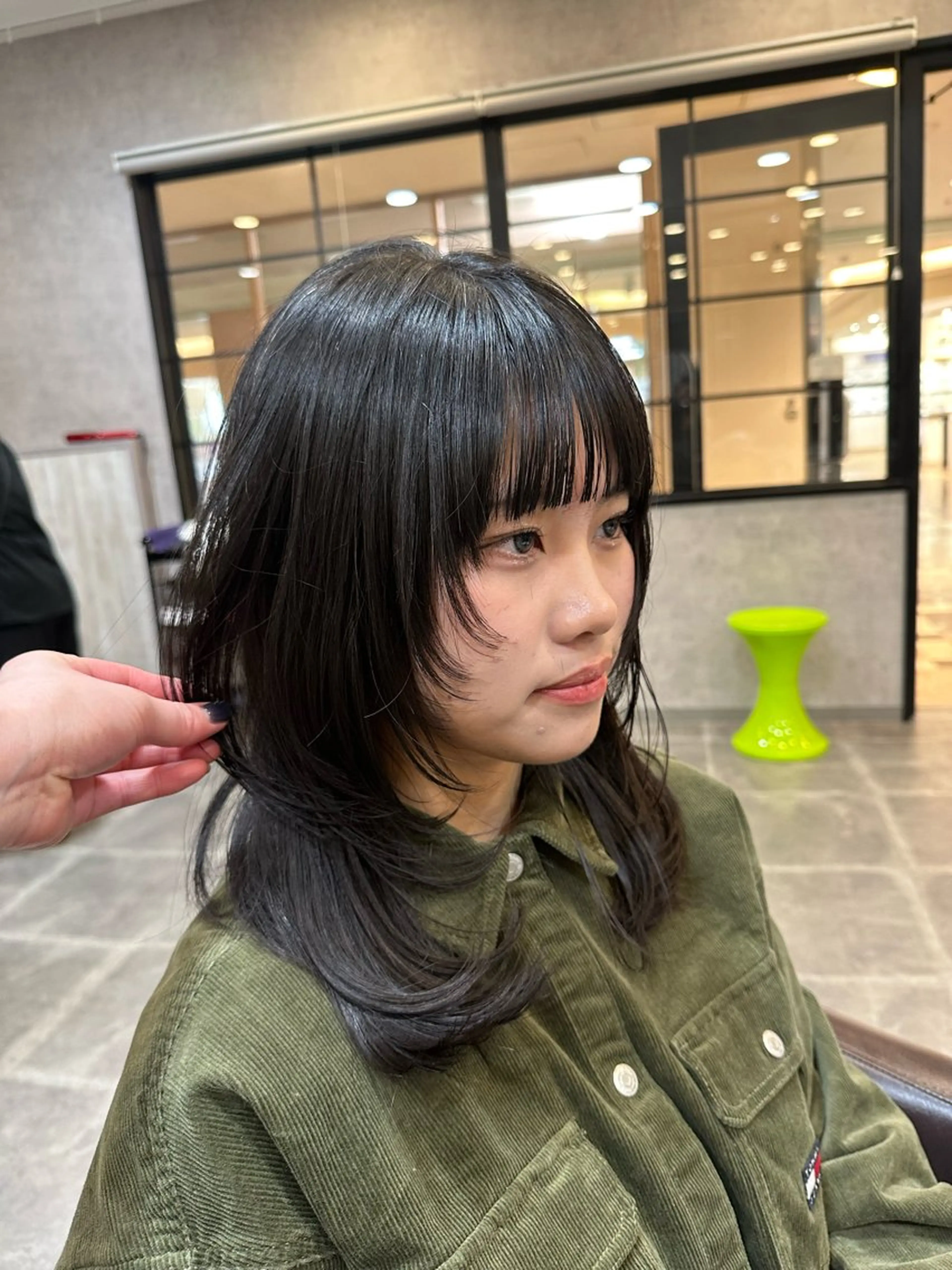 ミディアム レイヤーカット ウルフカット ウルフレイヤー ノンダメージ 🥑mikubanのヘアスタイル