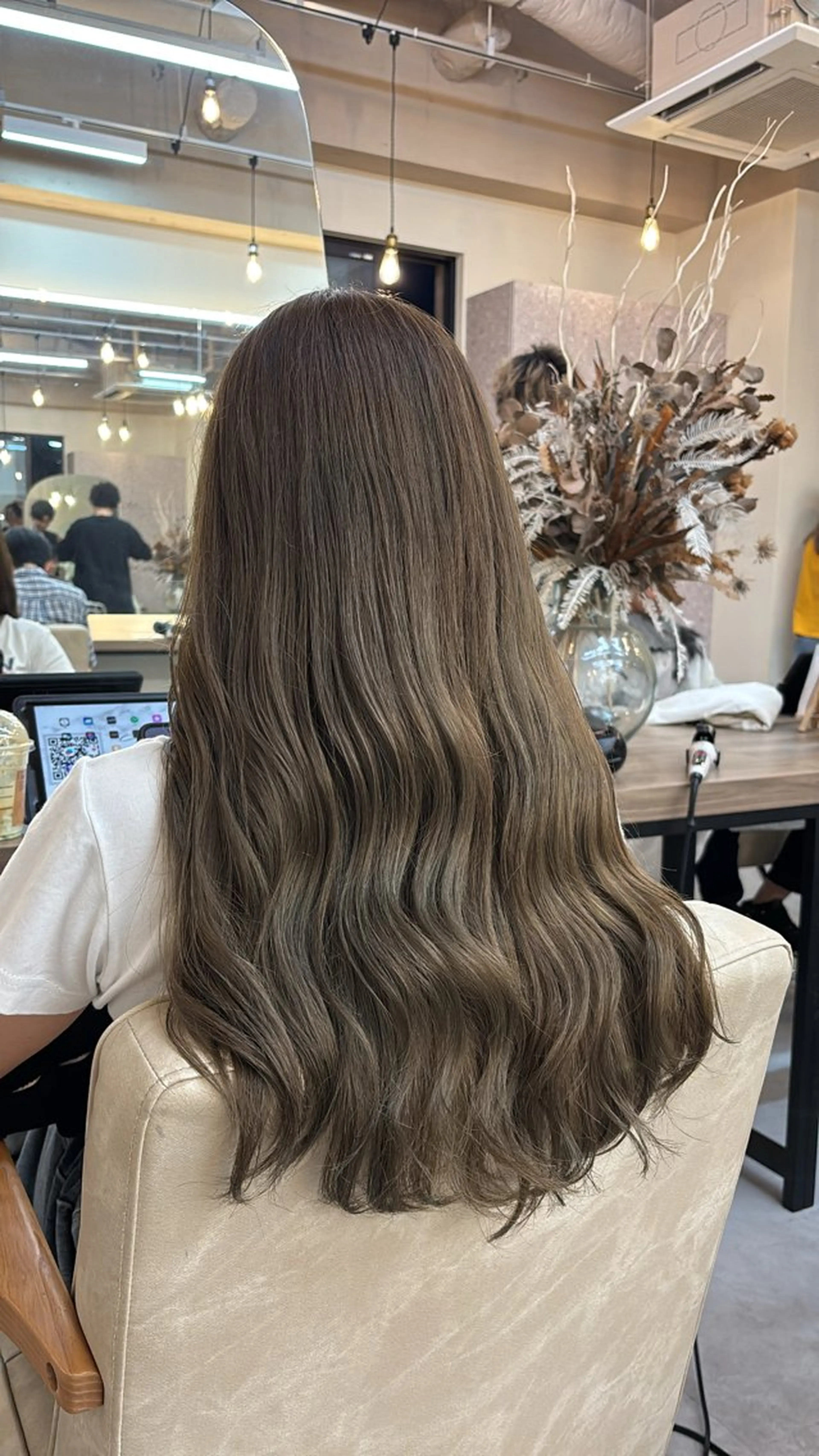 カラー レイヤー✂︎ぷつボブ 艶カラー🤍noaのヘアスタイル