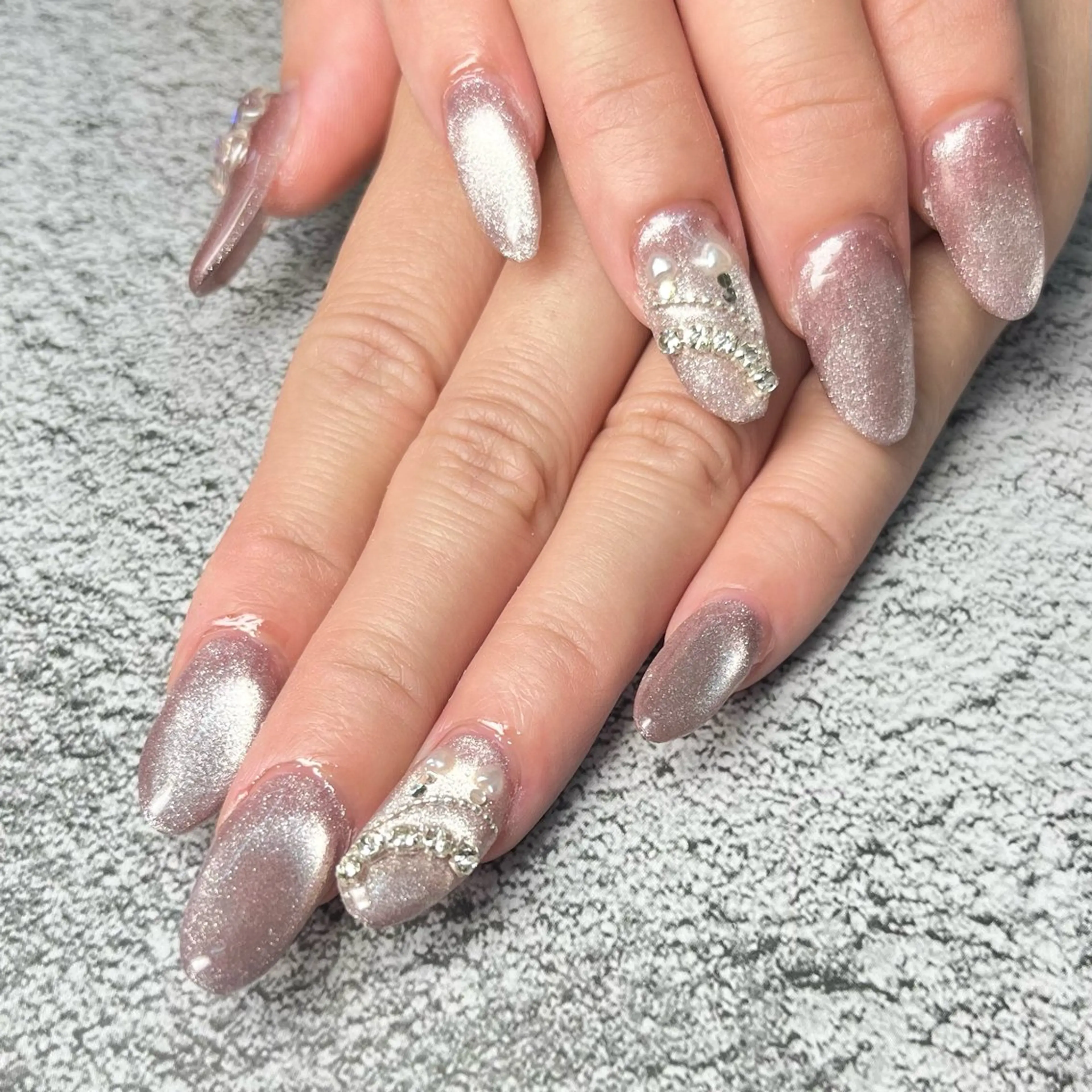 ネイル ハンドネイル Queen nail 北堀江 ASUKAのネイルデザイン
