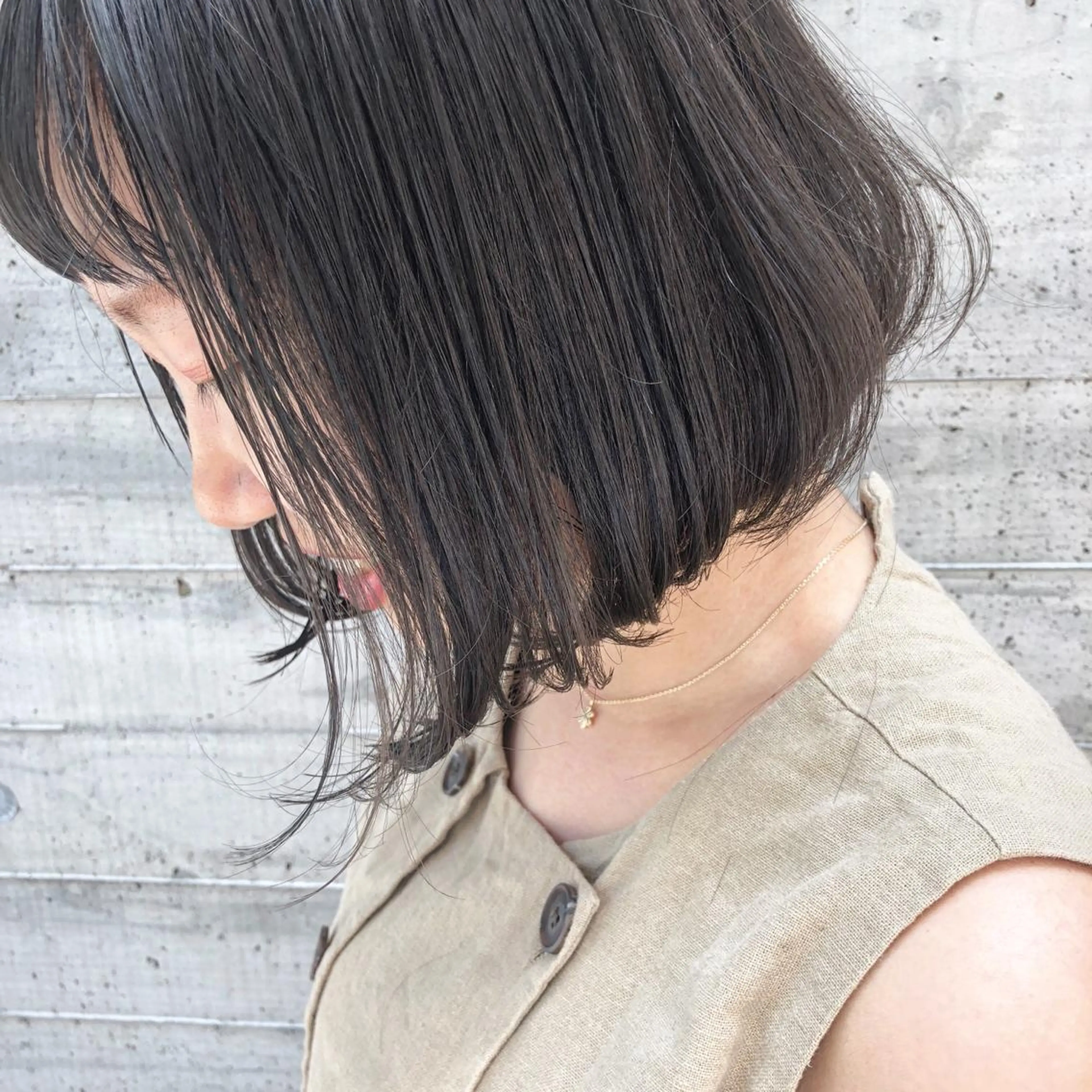 ショート カラー ヘアアレンジ カット ヘアカラー トリートメント ヘアセット ブリーチなしで透明感 艶カラー【Ryo】のヘアスタイル