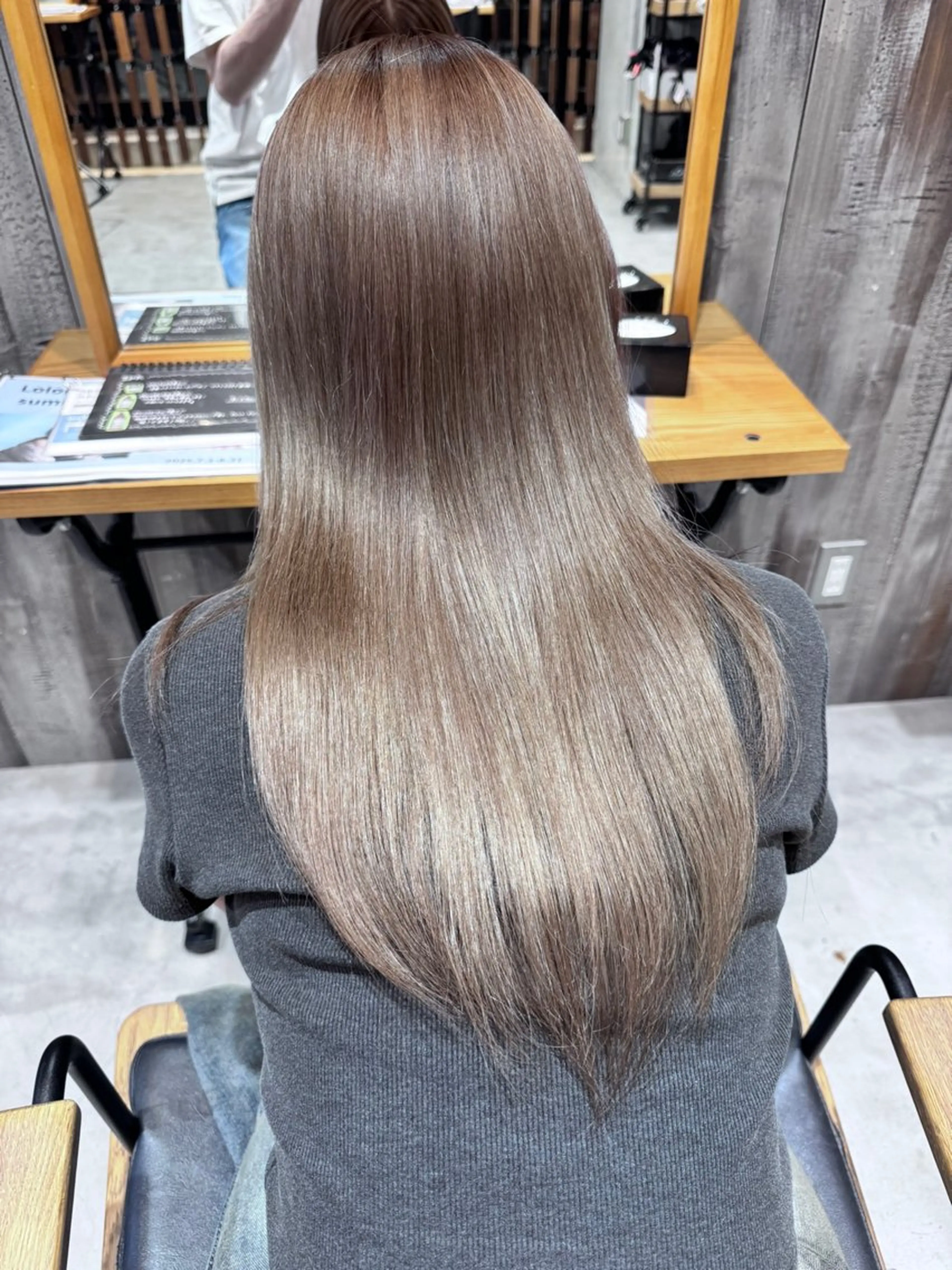 ロング アッシュ カット ヘアカラー 透明感カラー/ 艶カラー/将生のヘアスタイル