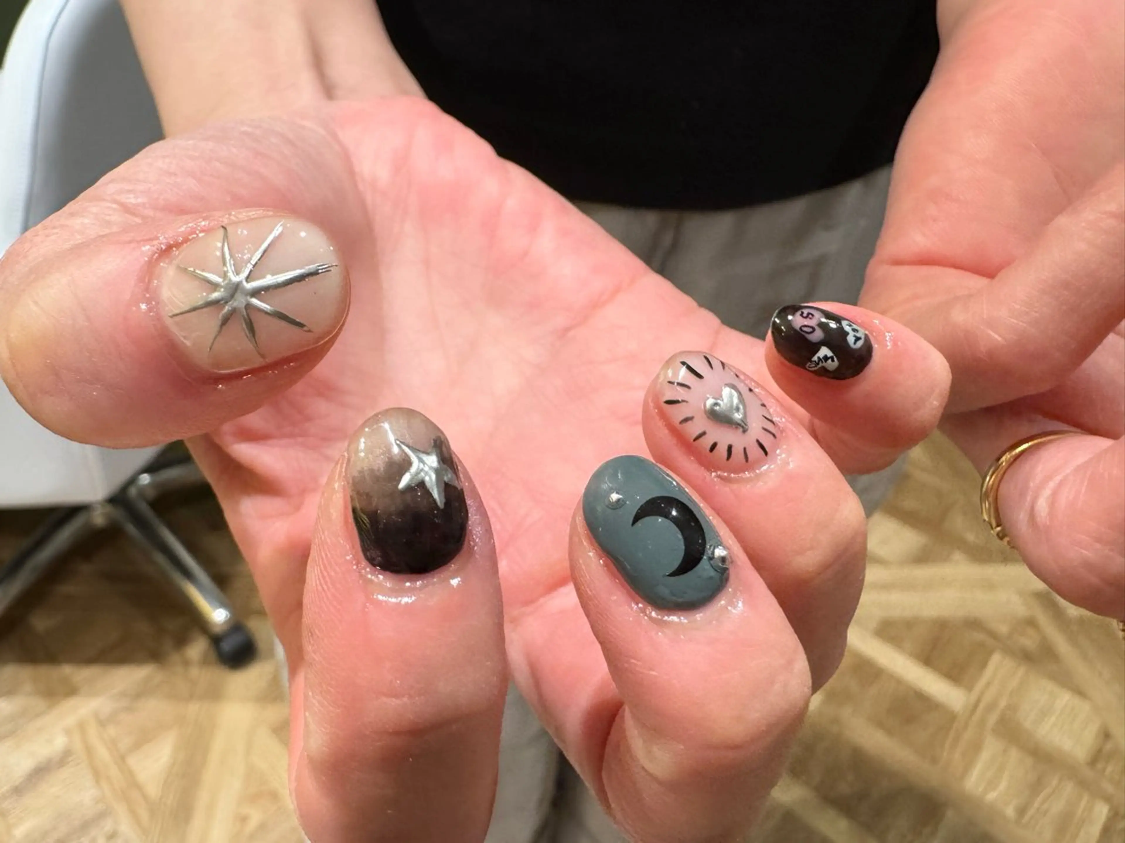 ネイル 持ち込み ハンドネイル tsumeasobi所属・tsumeasobi 🪬macoのネイルデザイン