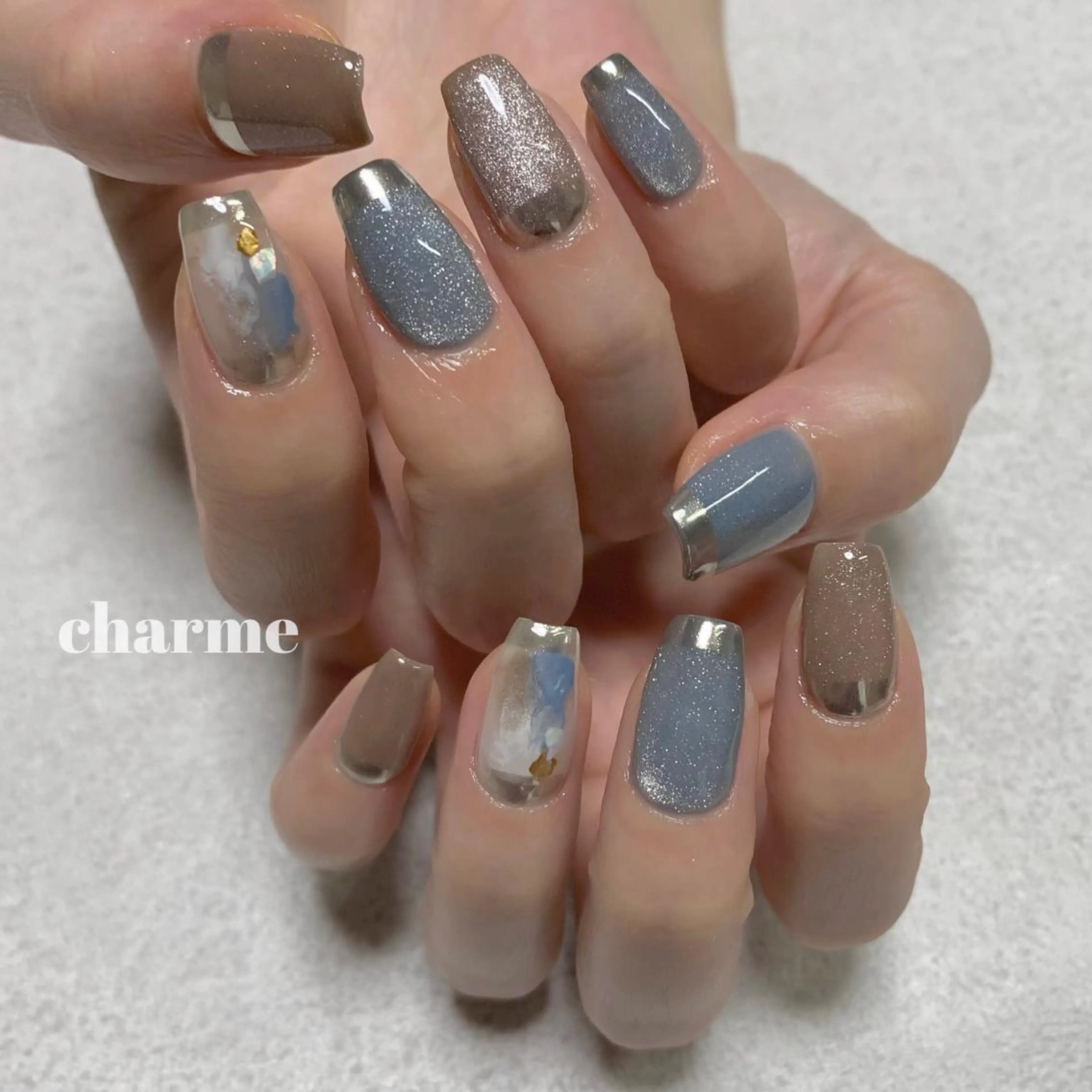 ネイル フレンチネイル マグネットネイル ミラーネイル ニュアンスネイル charme所属・. SHIORIのネイルデザイン