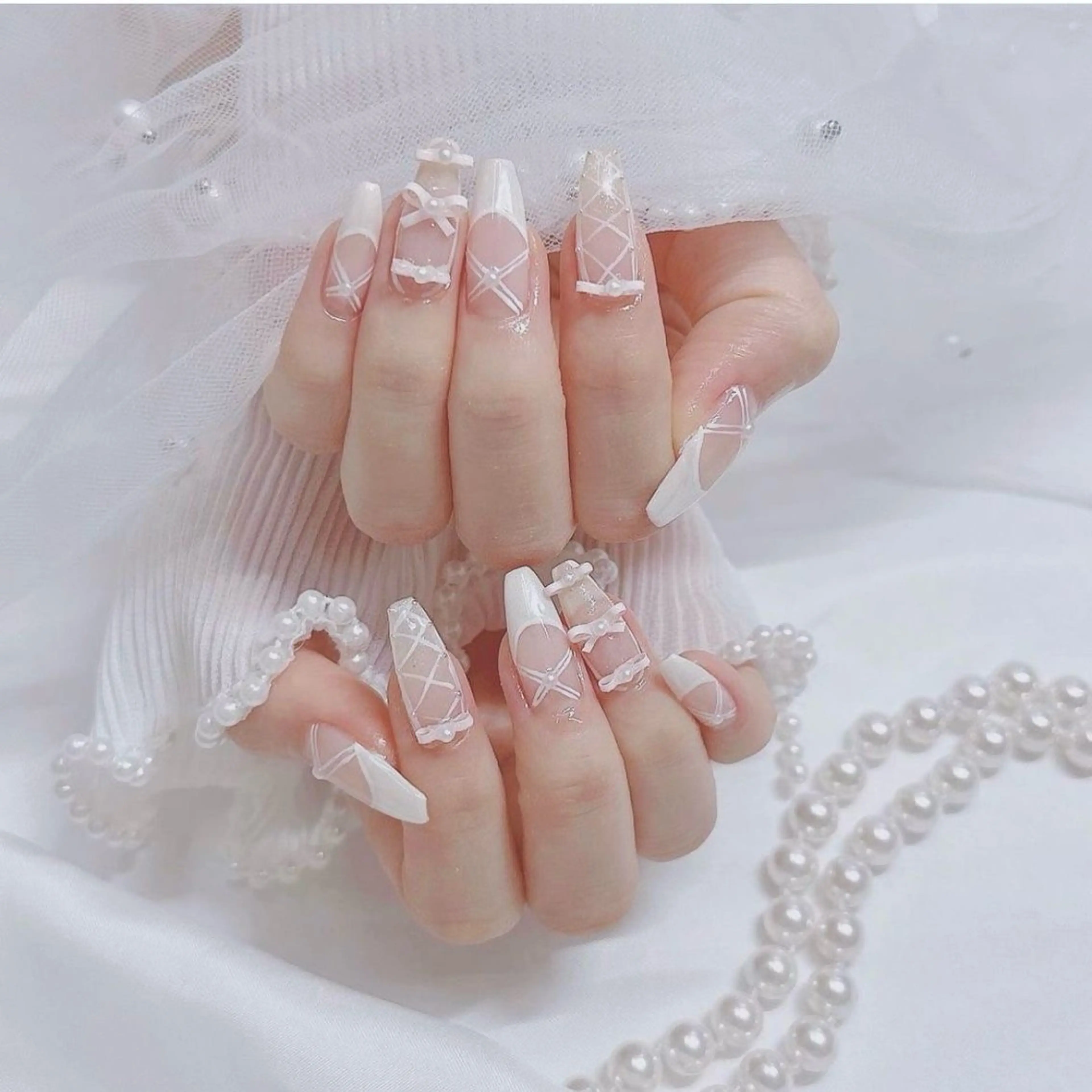 ネイル 長さ出し フレンチネイル グラデーション 卒業式 マグネットネイル ハンドネイル MIHANA NAILのネイルデザイン