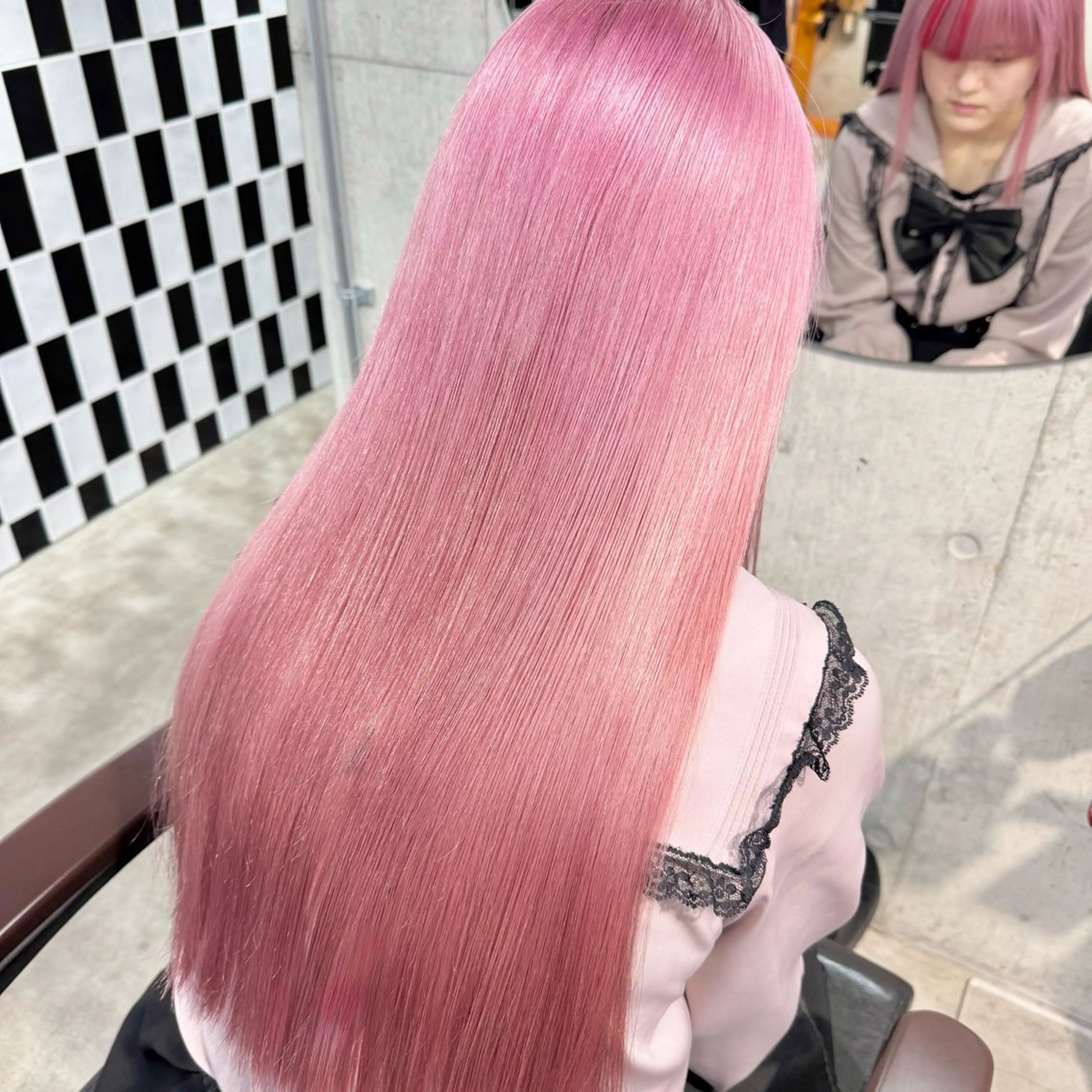 ロング カラー パーマ ヘアアレンジ メンズ キッズ メンズブリーチ ブリーチ ピンクカラー カット ヘアカラー トリートメント ハイトーン/ピンク 💗モモ໒꒱のヘアスタイル