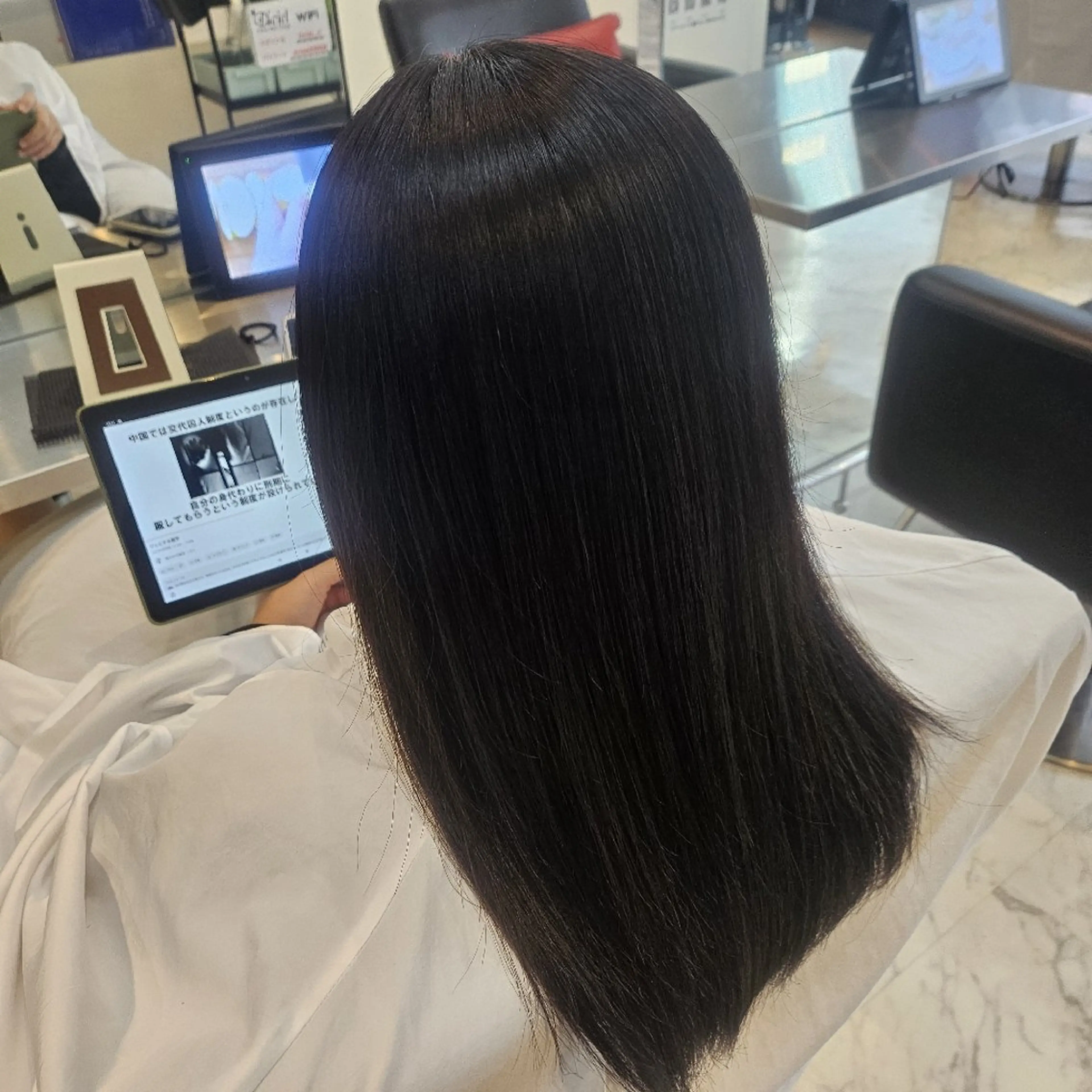 ロング 縮毛矯正 伊藤 翼のヘアスタイル