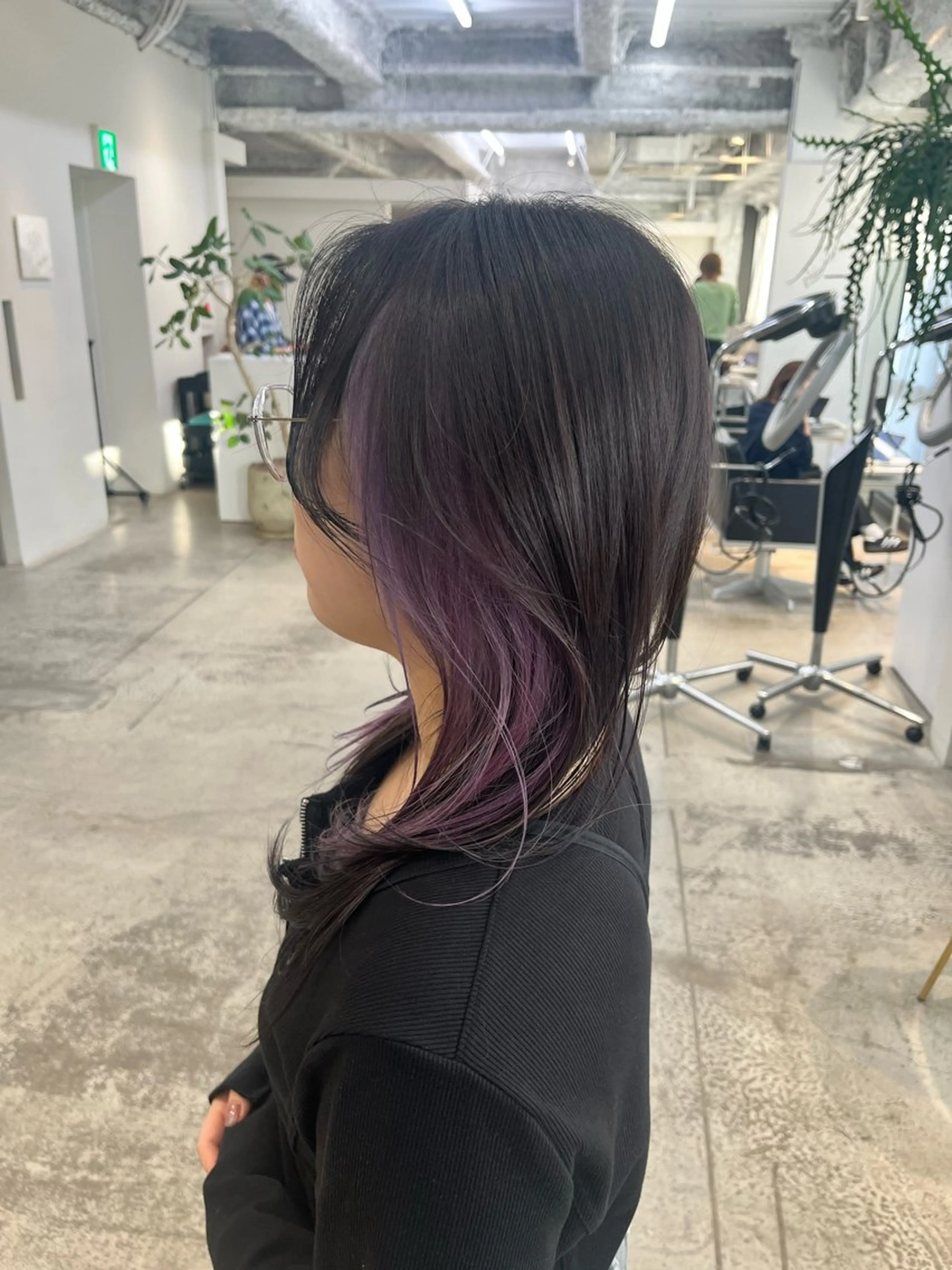 カラー インナーカラー 宇佐美佳/美髪 ストレート/縮毛矯正のヘアスタイル